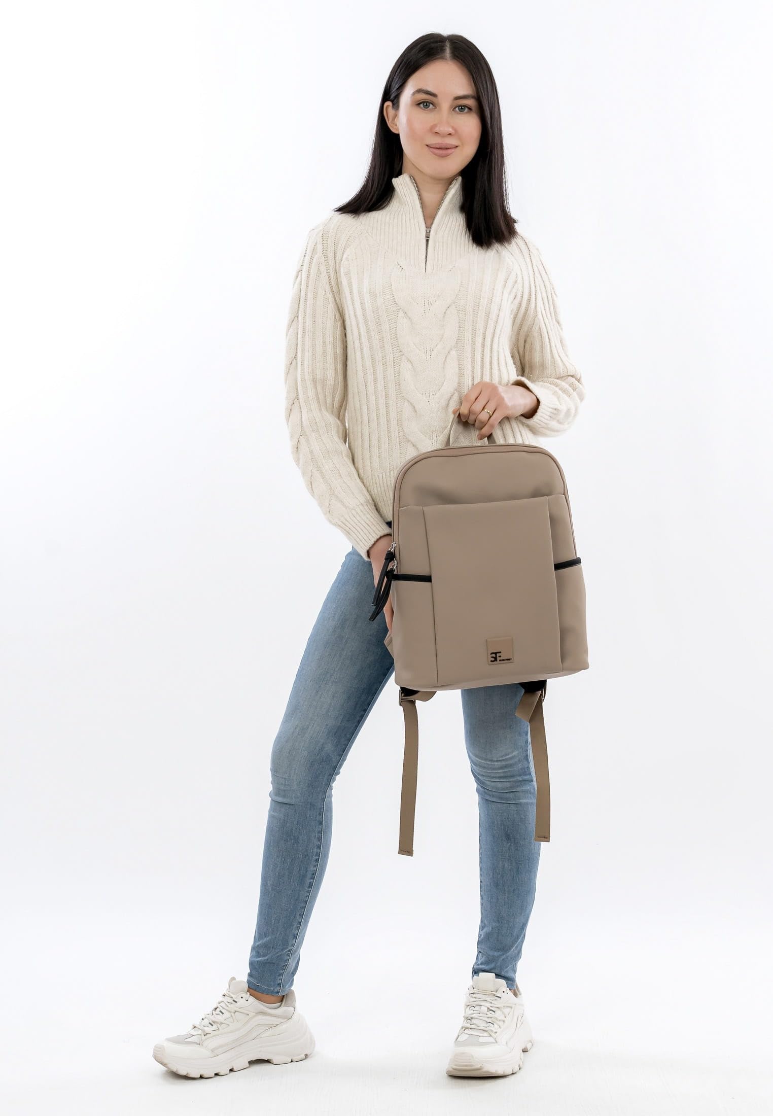 SURI FREY SFY Shiny Cityrucksack Sand Laptopfach