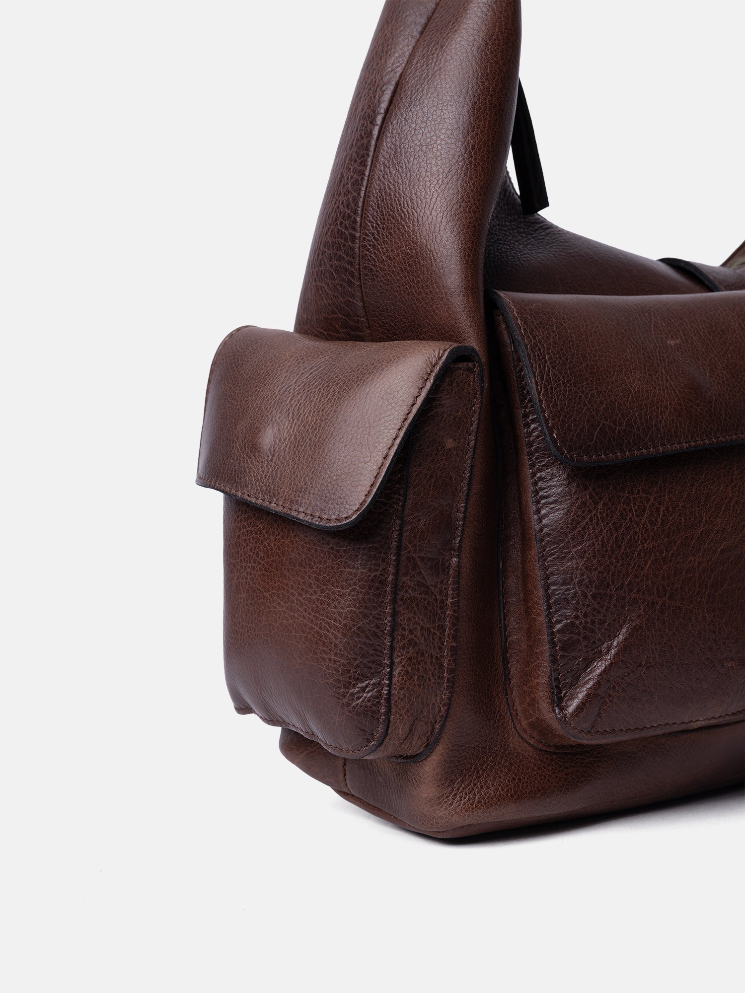 RE:DESIGNED Solvej Large Schultertasche Woodsmoke Vollleder