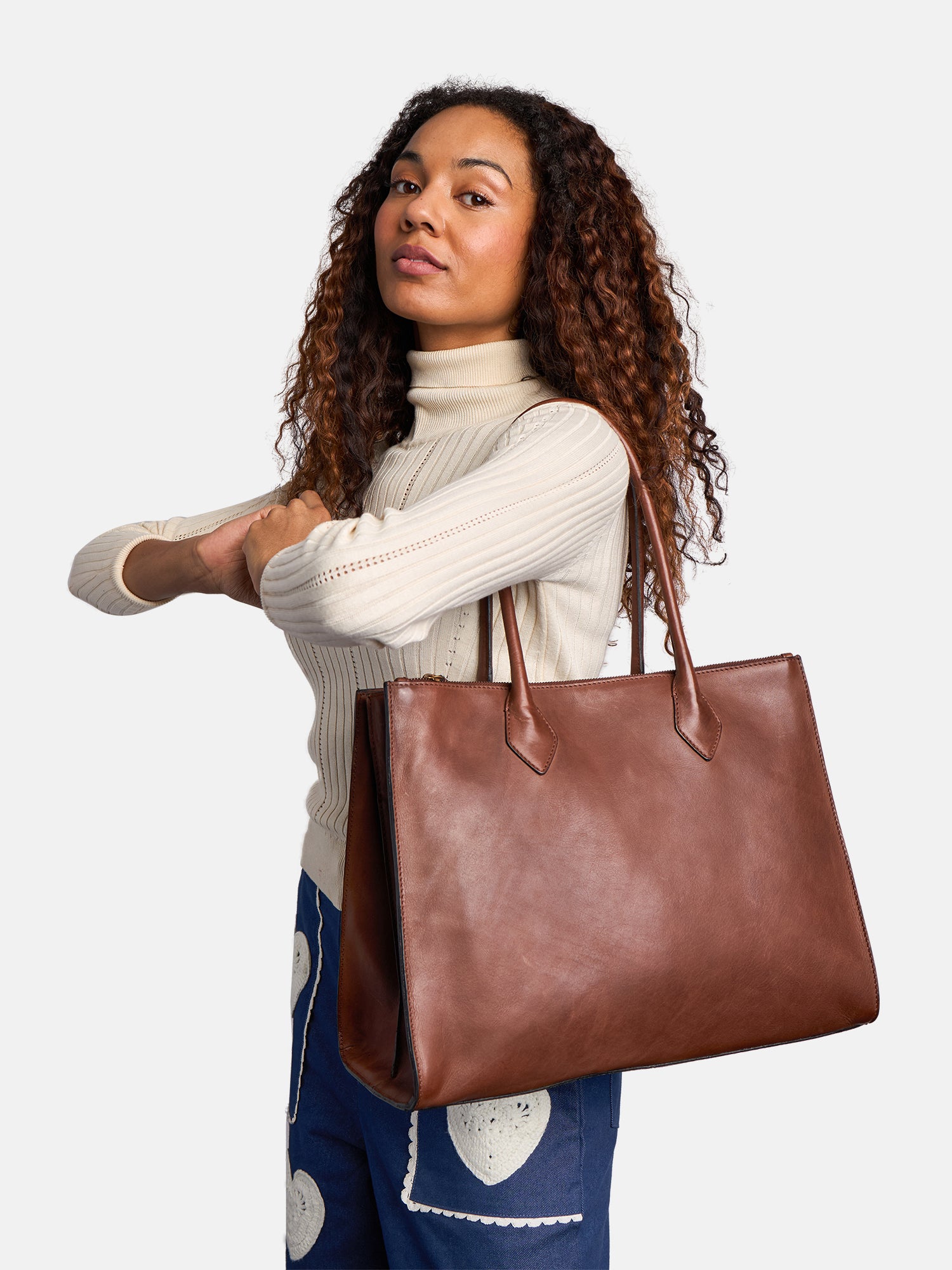 RE:DESIGNED Ora Big Schultertasche Braun Vollleder