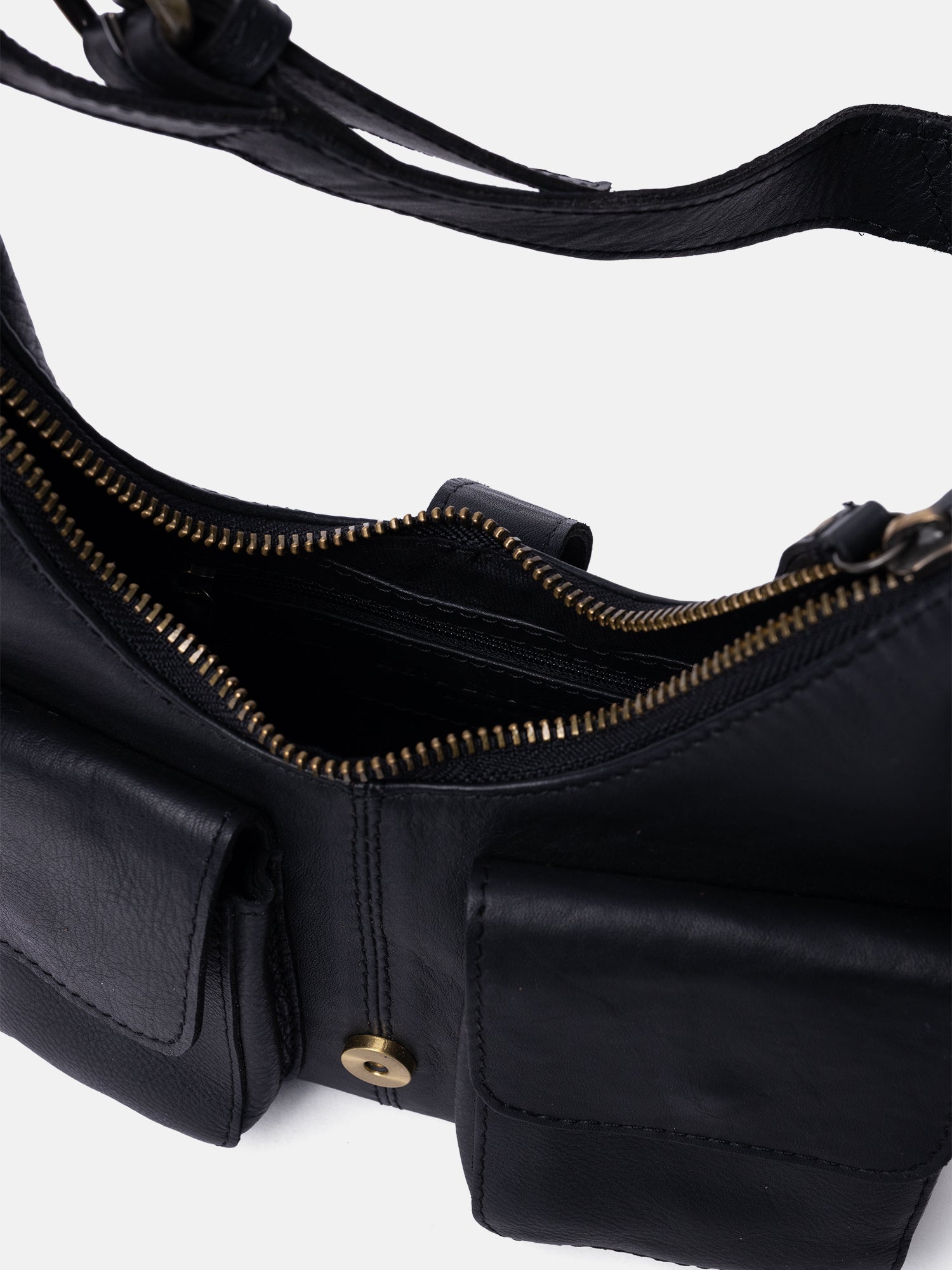 RE:DESIGNED Solvej Small Schultertasche Schwarz Leder