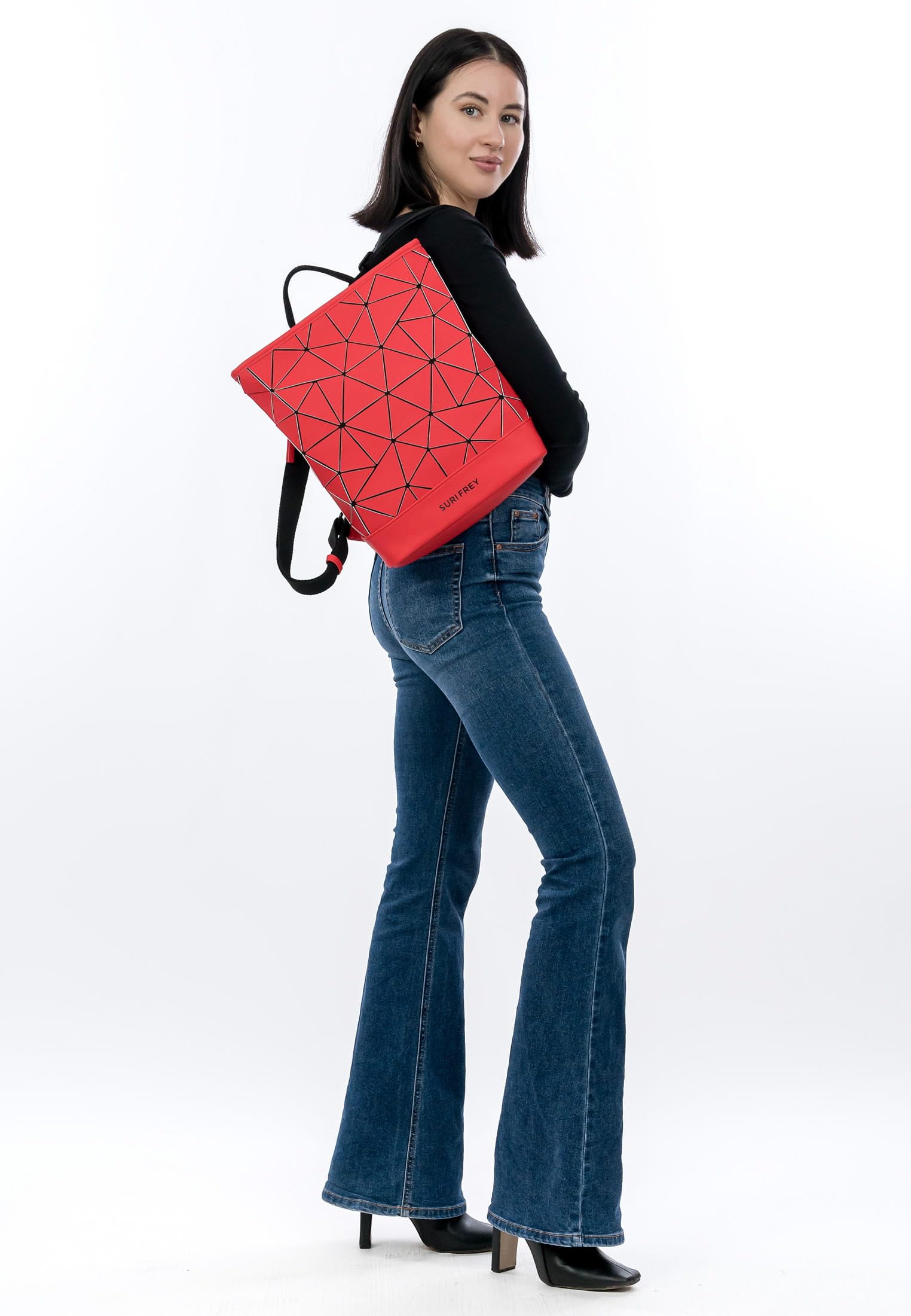 SURI FREY Jessy-Lu City Backpack M Rucksack Lightred mit Laptopfach