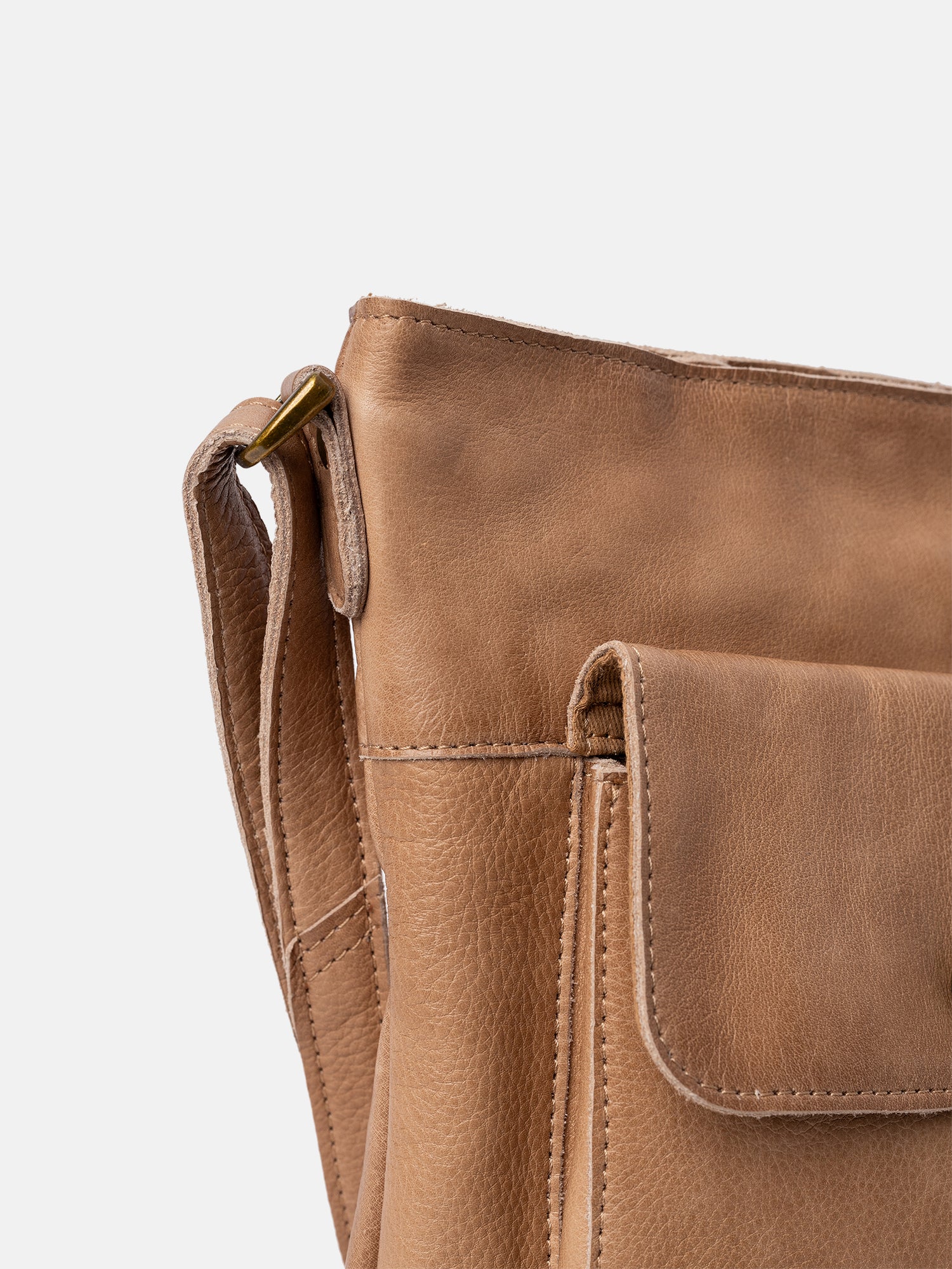RE:DESIGNED Kay Urban Umhängetasche Taupe Rindsleder