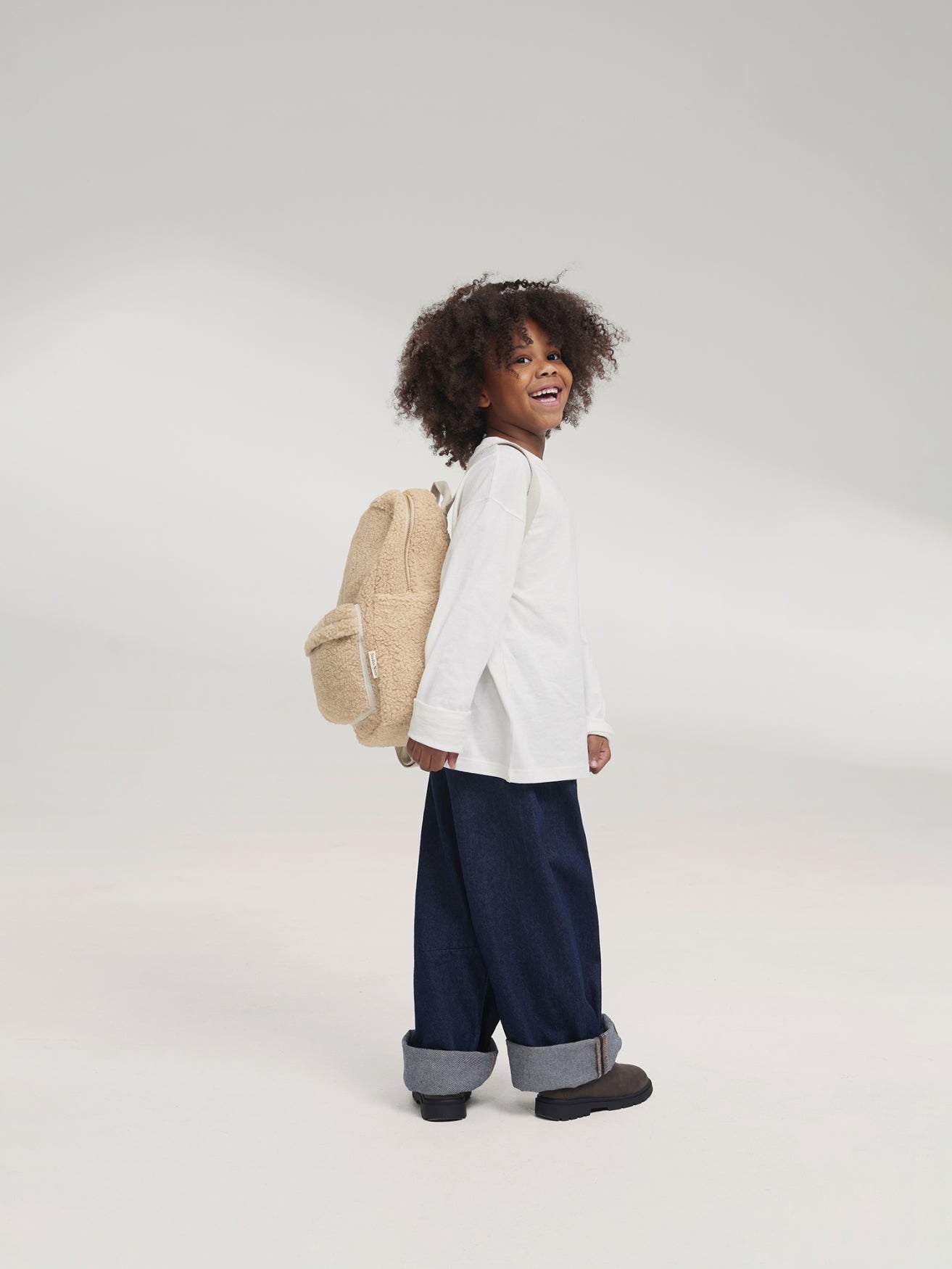 Studio Noos Teddy Midi Rucksack Ecru mit Vortasche
