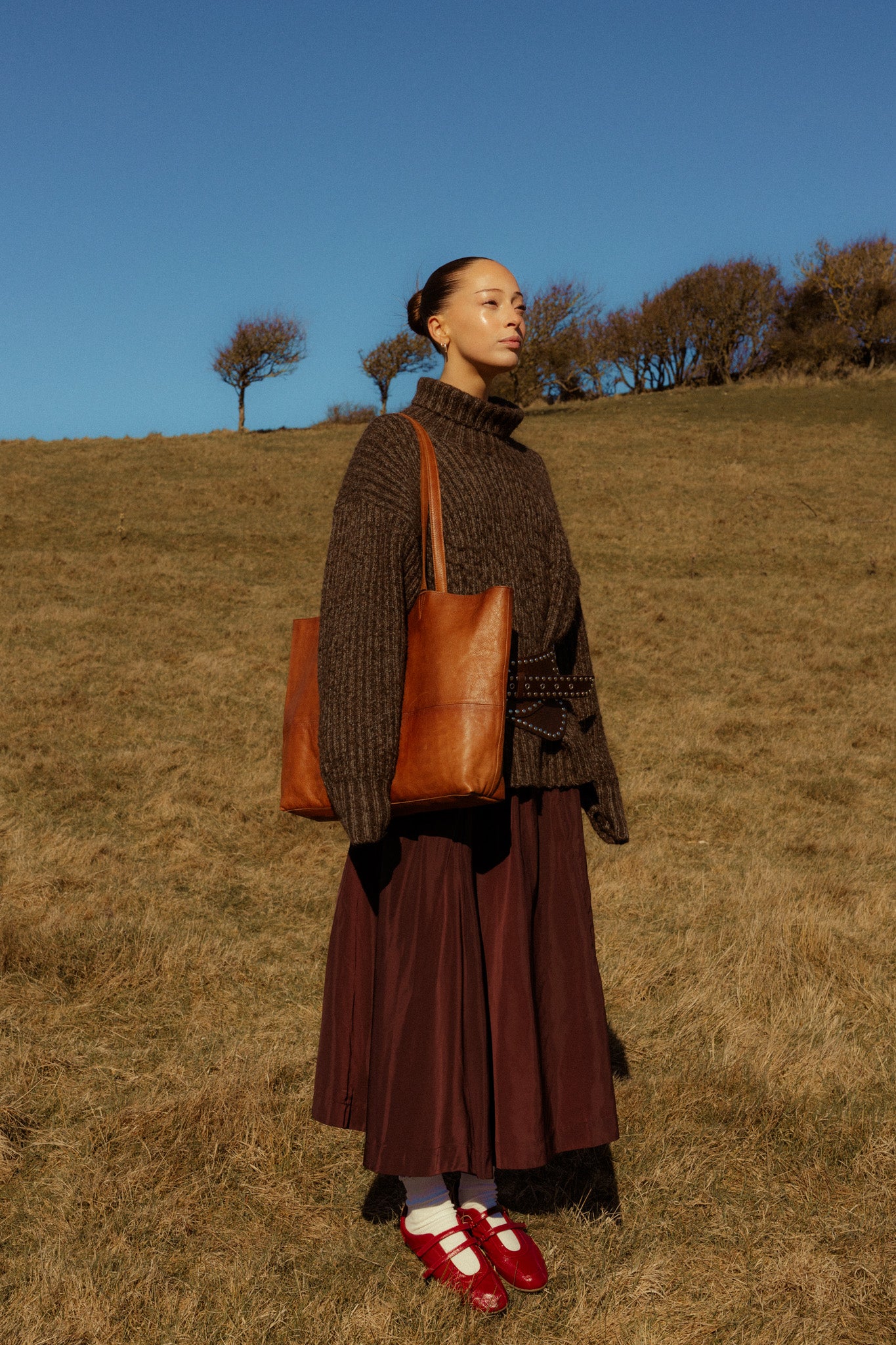 RE:DESIGNED Marlo Urban Shopper Walnut Vollleder