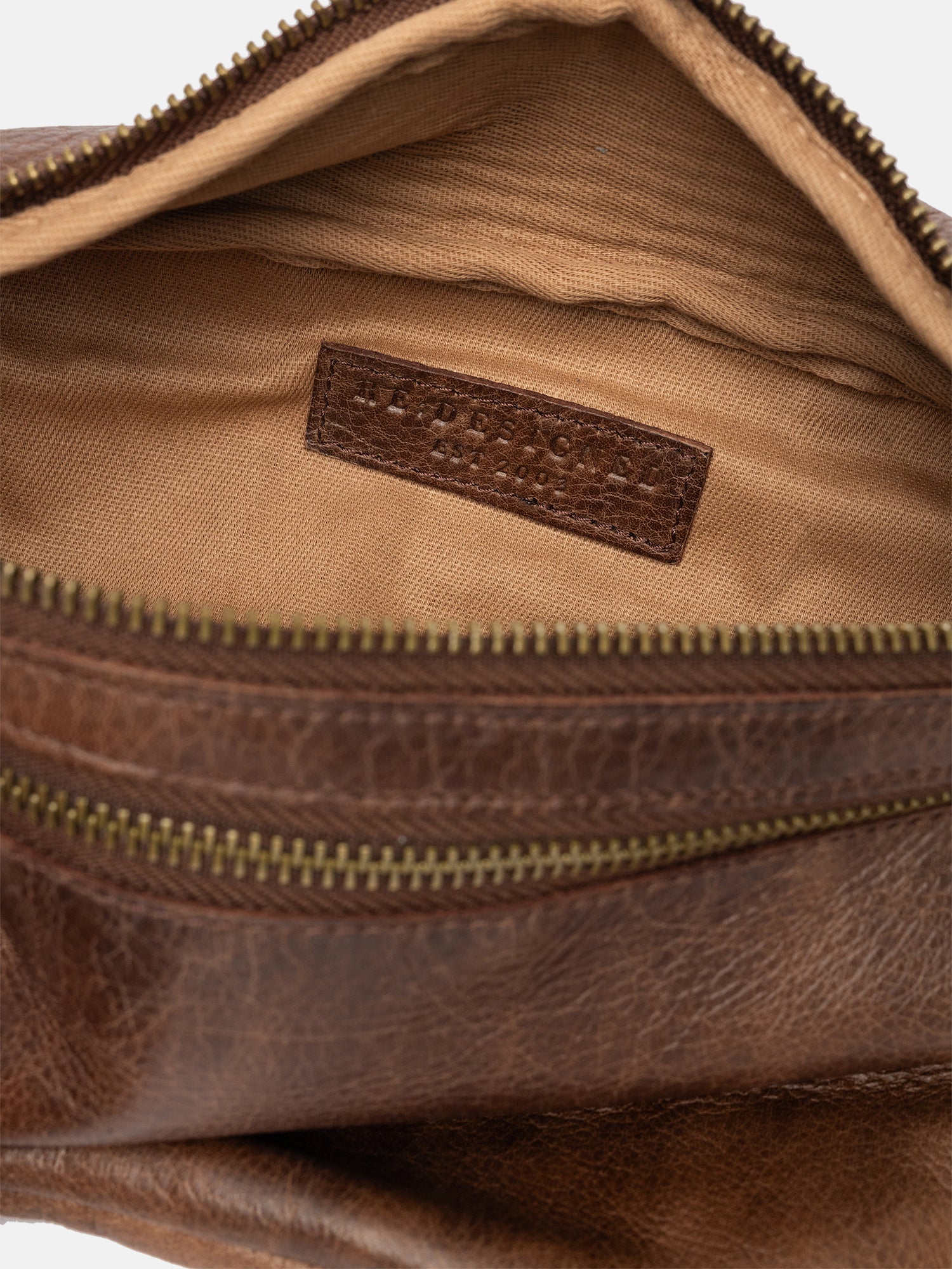 RE:DESIGNED Faust Urban Bauchtasche Woodsmoke Vollleder