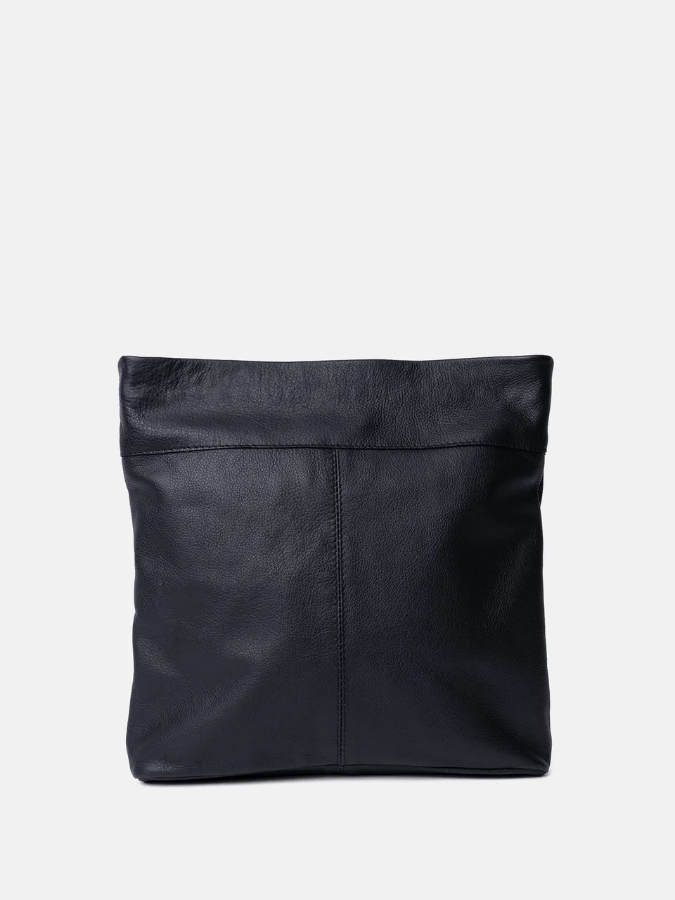 RE:DESIGNED Olea Small Umhängetasche Schwarz Vollleder