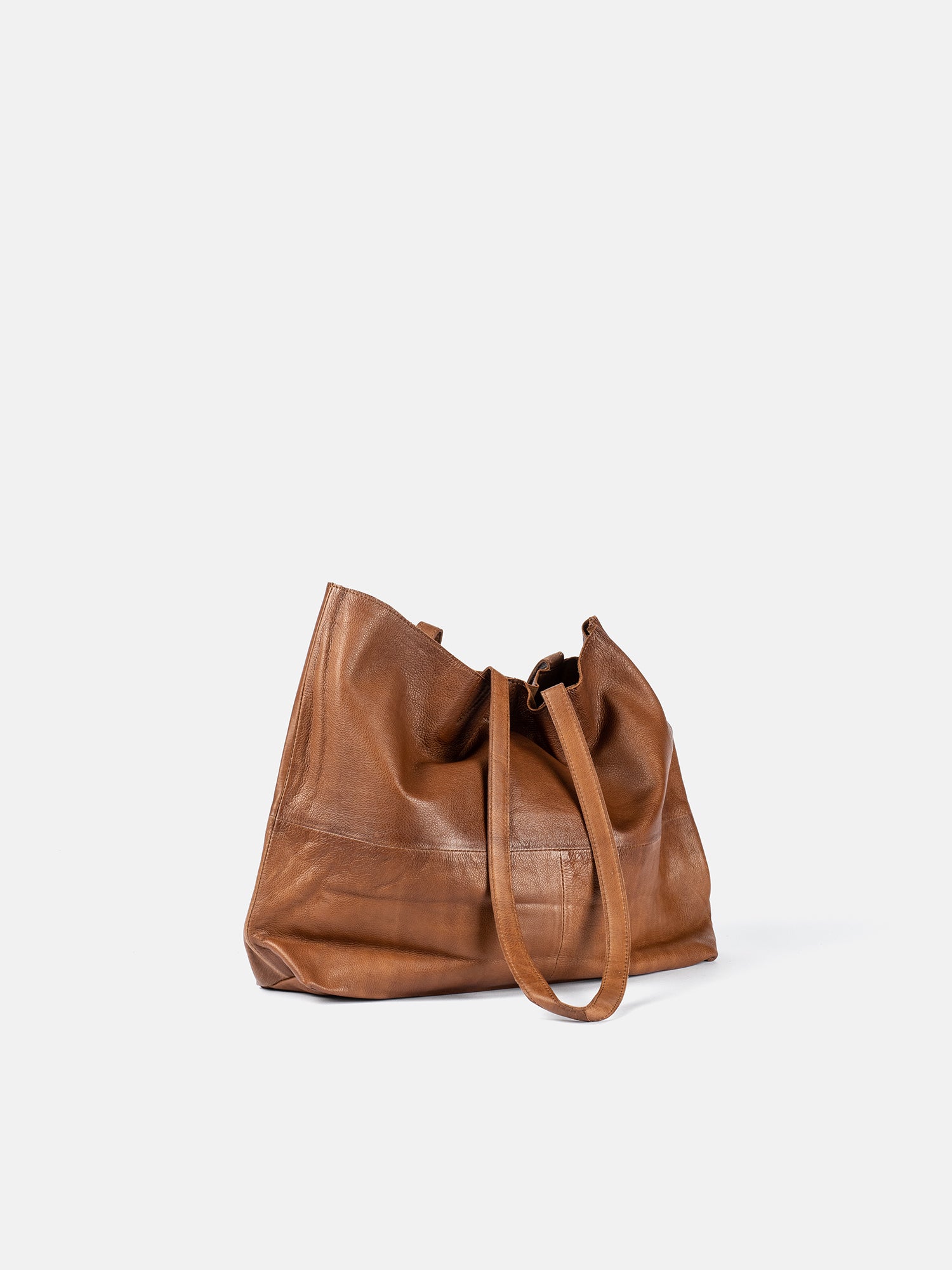 RE:DESIGNED Marlo Urban Shopper Walnut Vollleder