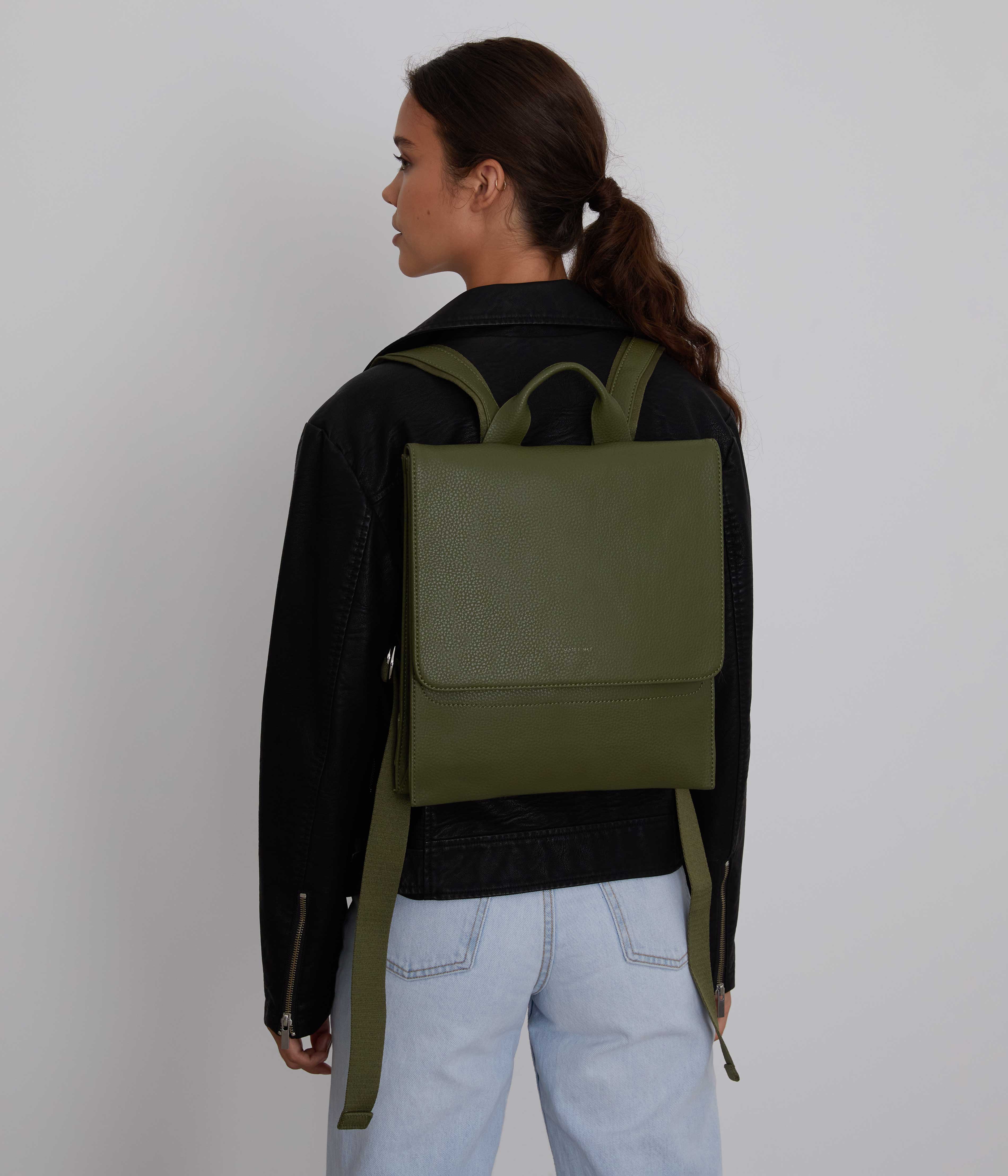 Matt & Nat MAVI Purity Rucksack schwarz vegan