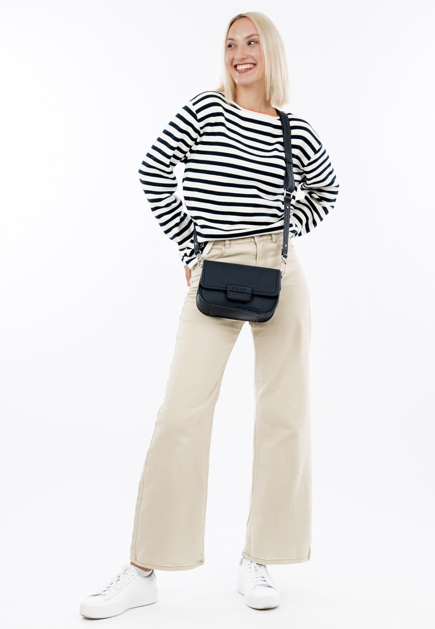 SURI FREY Berly Crossbody Bag Umhängetasche Blau Klappe