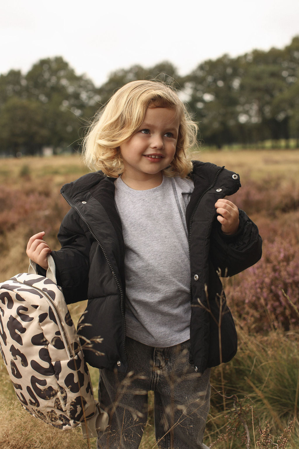 Studio Noos Puffy Mini Rucksack Holy Cow Schwarz