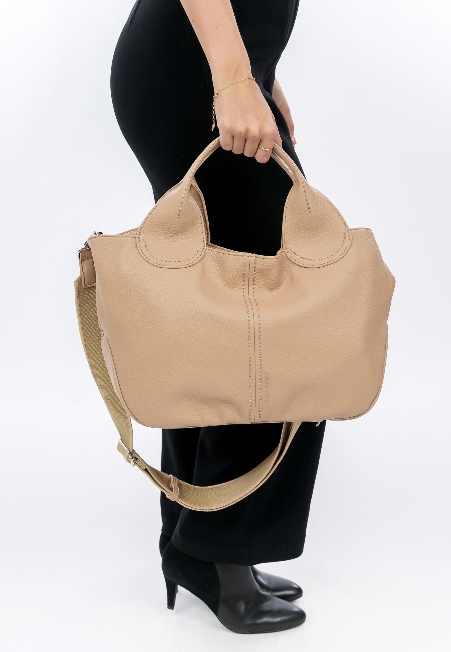 SURI FREY Nessy Cityshopper L Sand A4