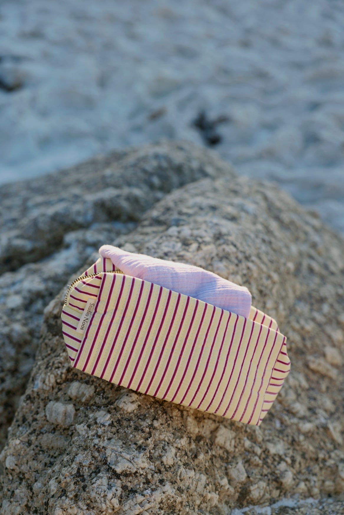 Studio Noos Poplin Striped Pouch Täschchen Butter Yellow Gestreift