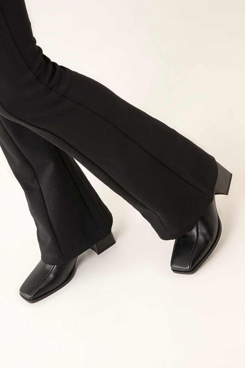 Matt & Nat Lyu Stiefeletten Schwarz eckig Absatz