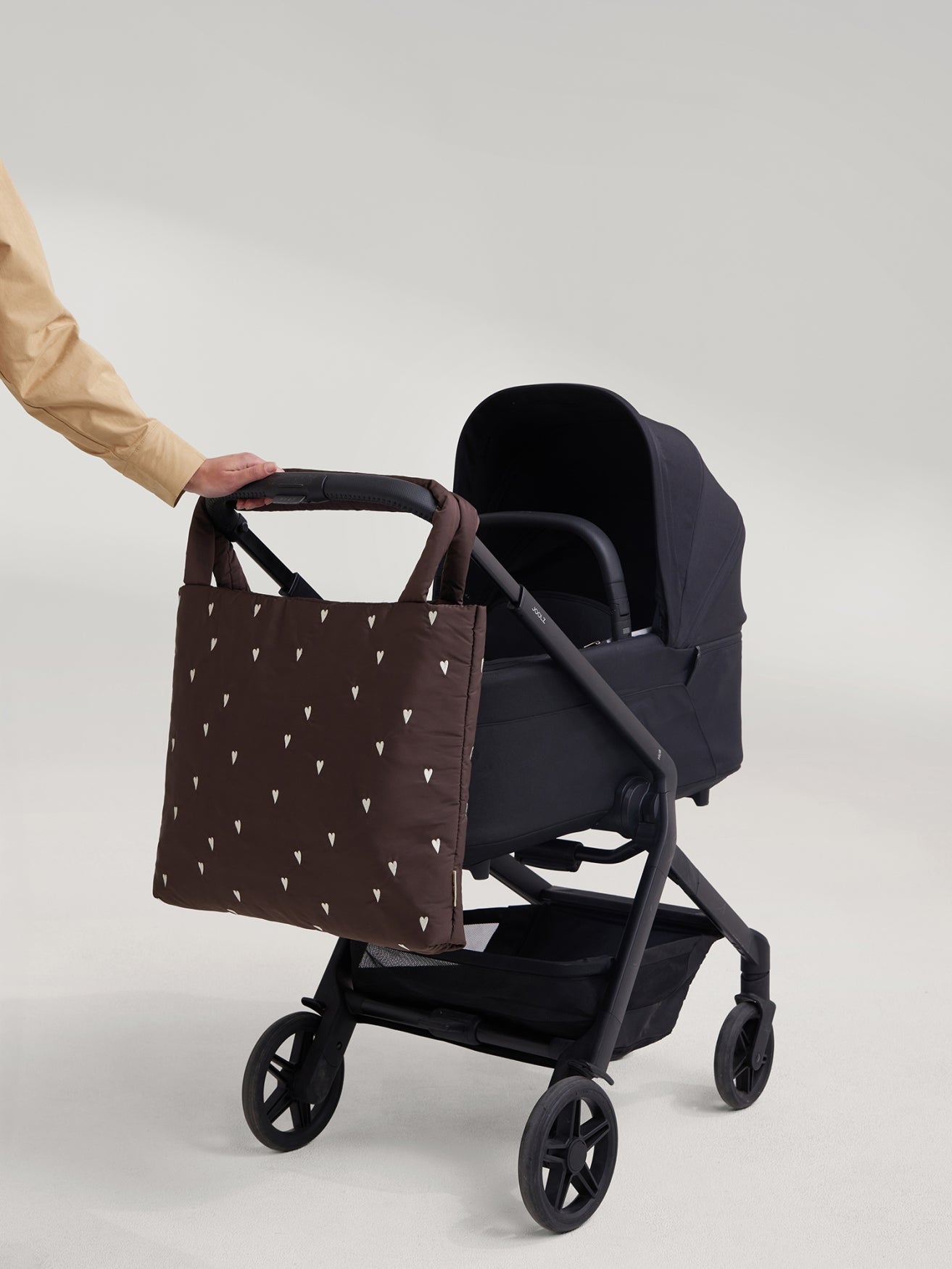 Studio Noos Puffy Mom Bag Wickeltasche Brown Hearts