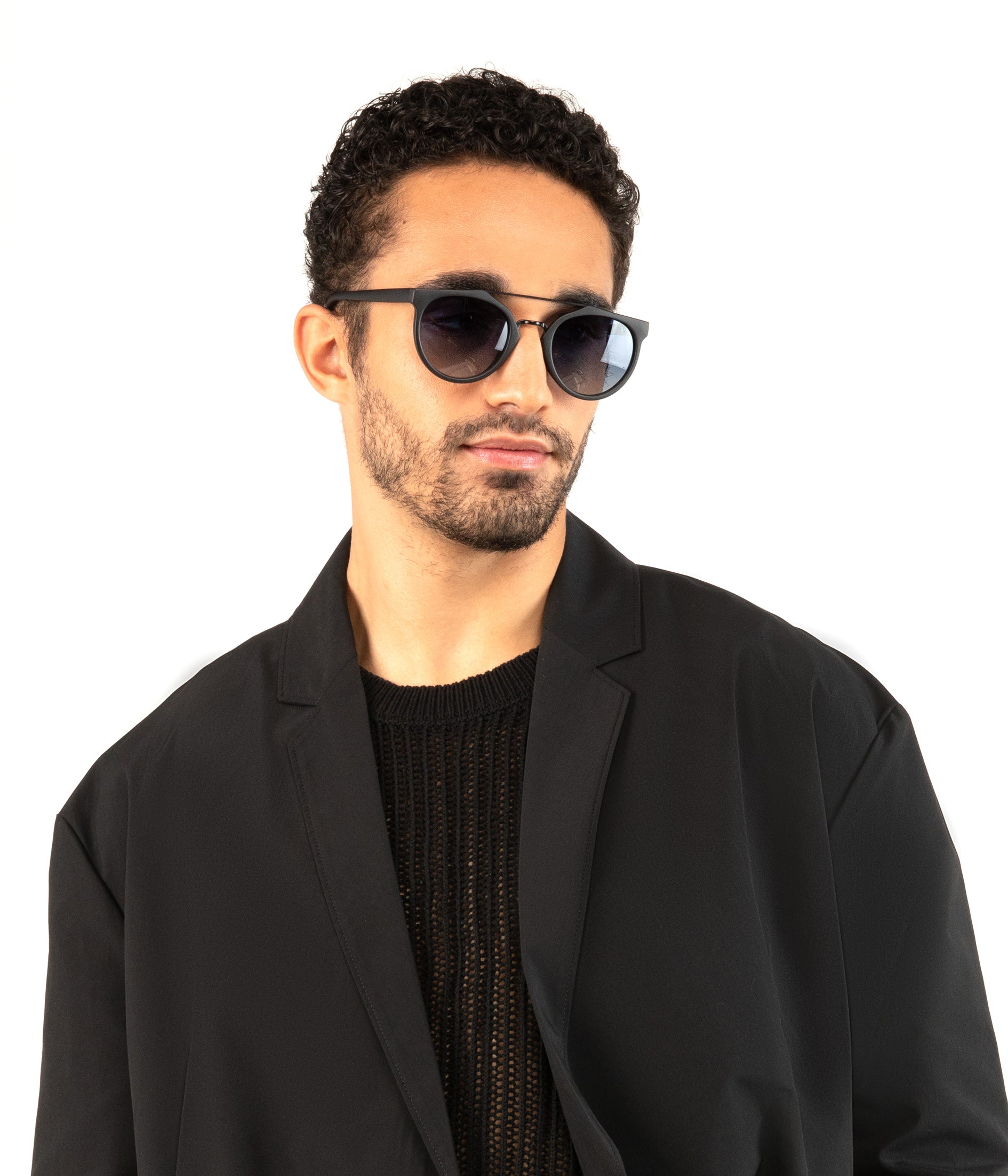 Matt & Nat Aldie Sonnenbrille Schwarz rund polarisiert