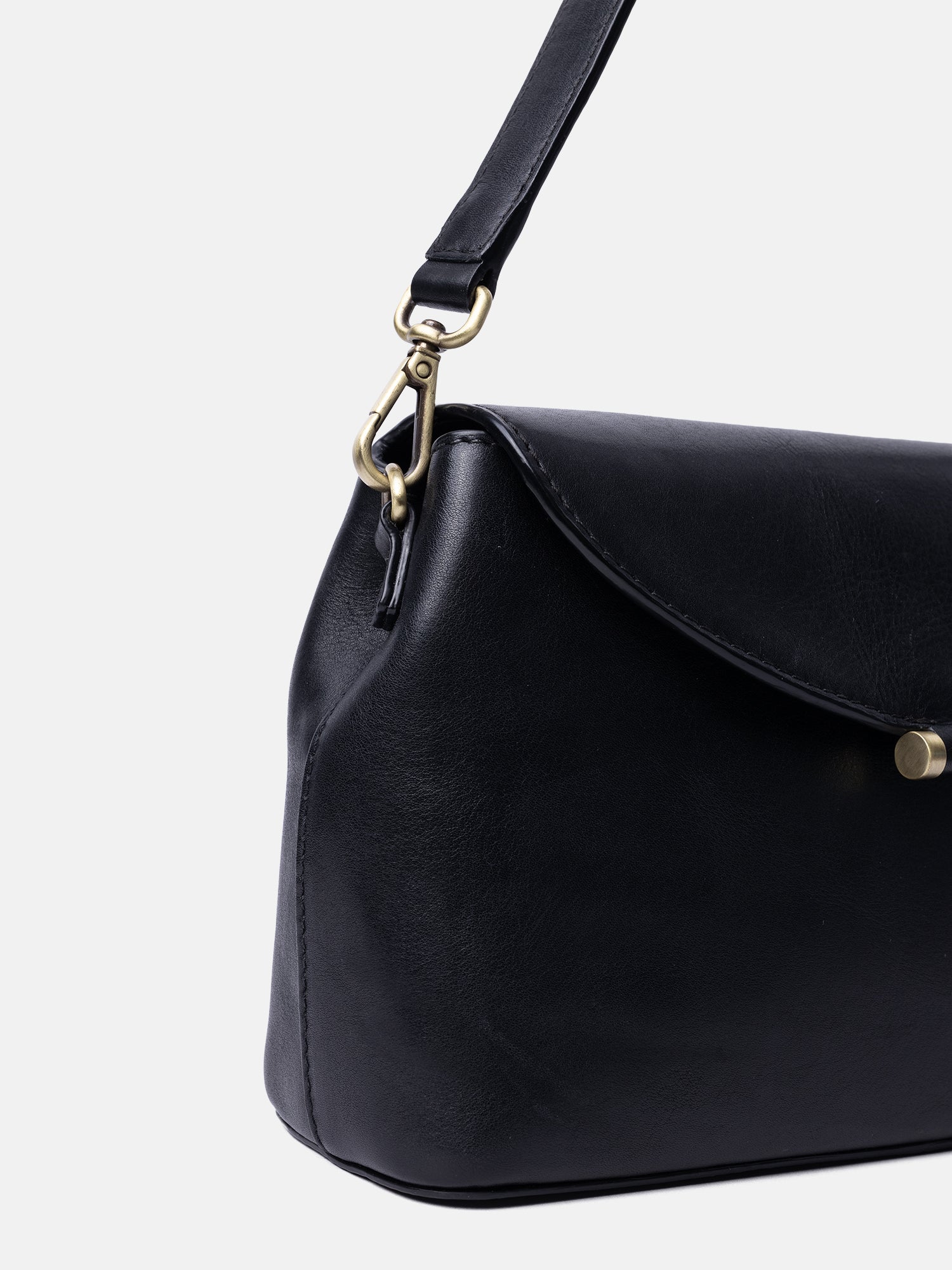 RE:DESIGNED Sonia Schultertasche Schwarz Vollleder