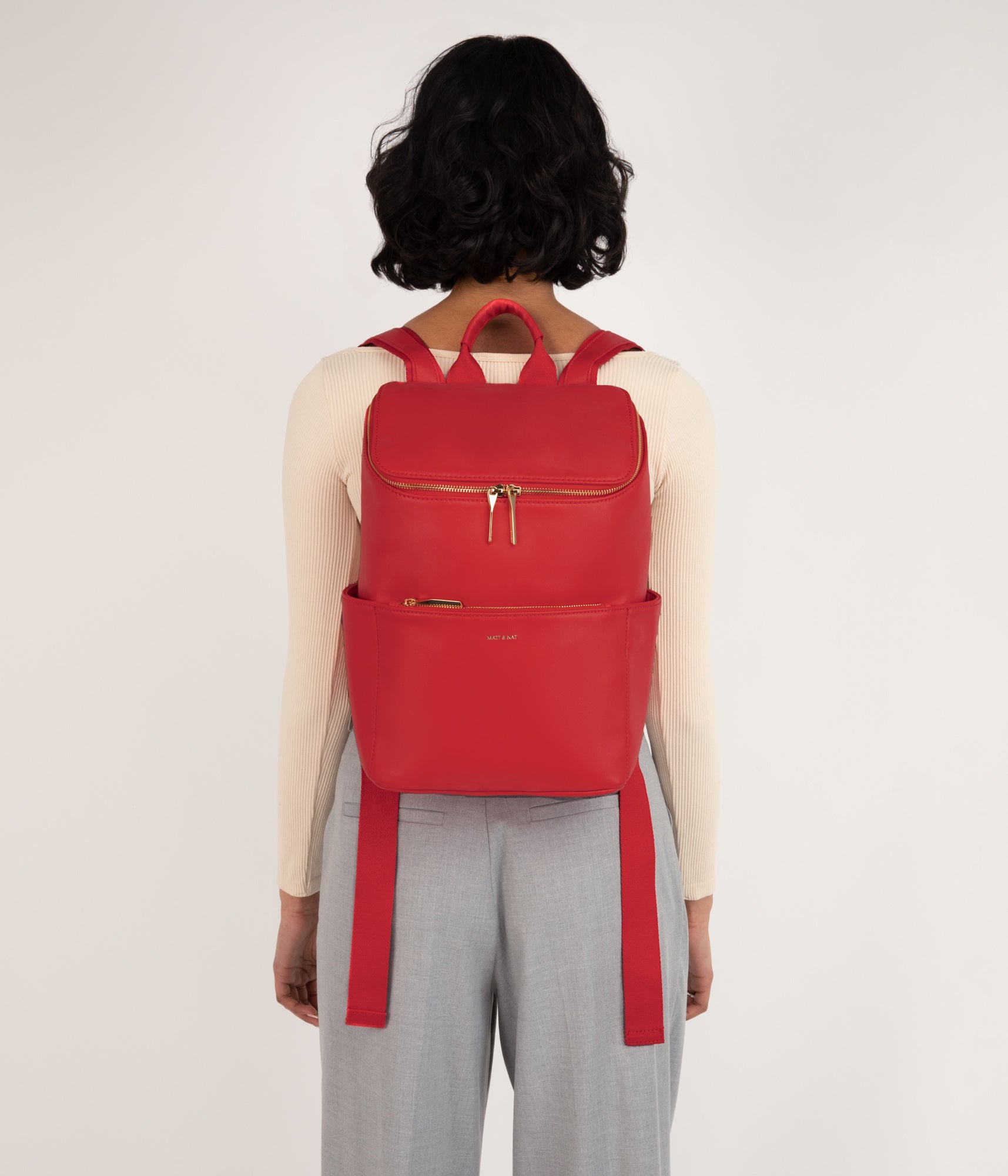 Matt & Nat Brave Rucksack Sol Schwarz 13 Zoll vegan