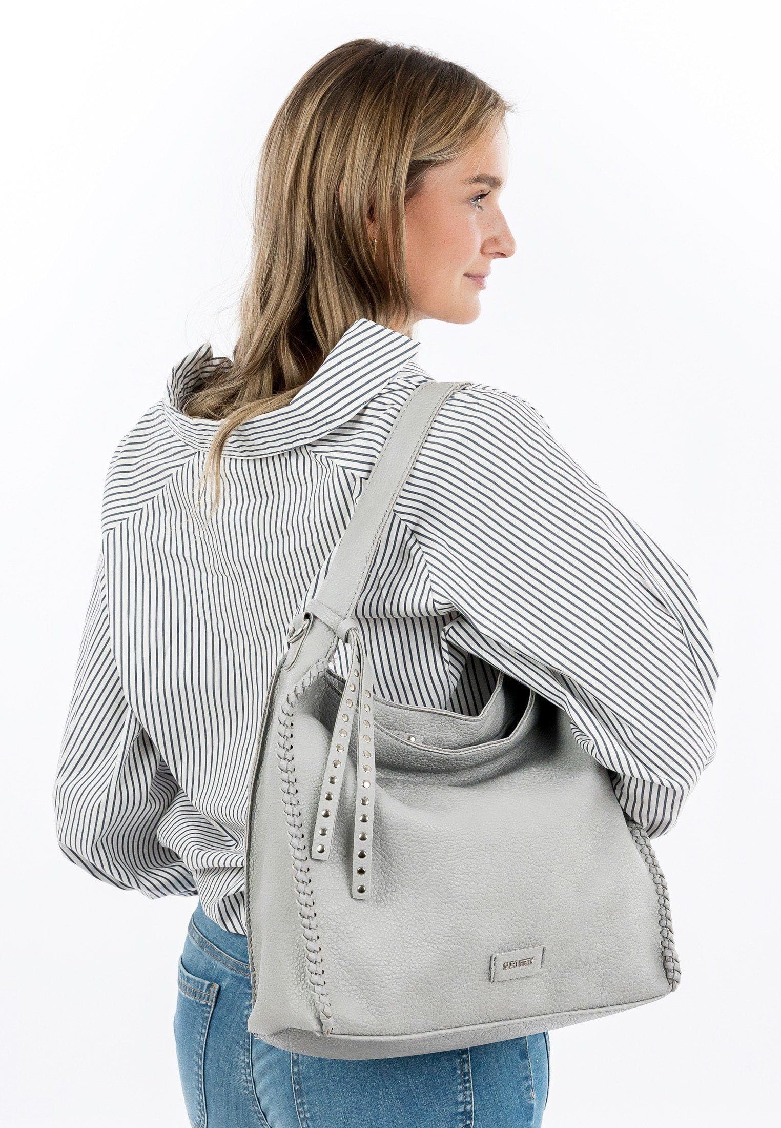 SURI FREY Franzy Hobo Bag M Schultertasche Lightgrey