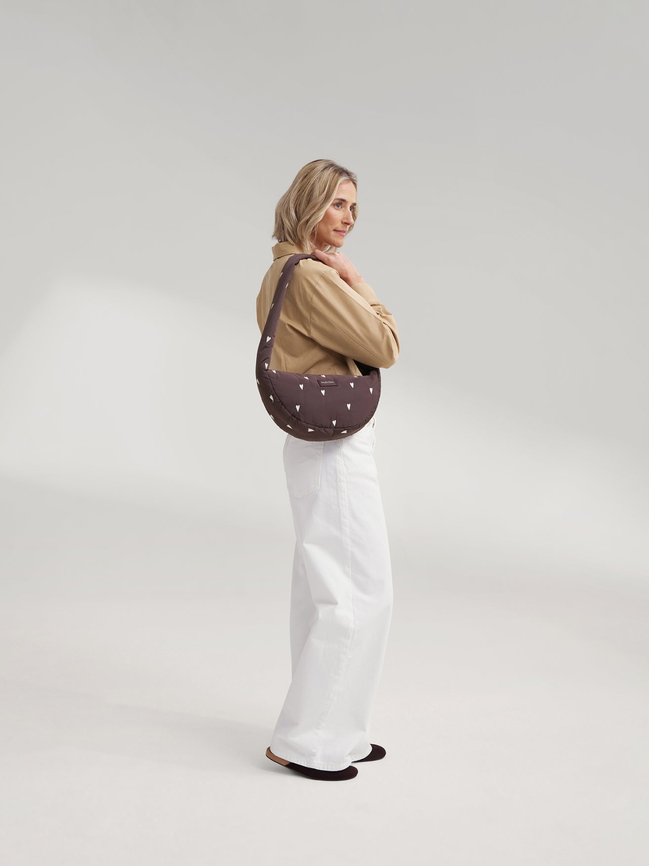 Studio Noos Puffy Mini Cross Body Bag Umhängetasche Braun