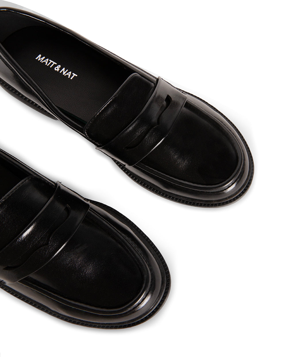 Matt & Nat Iseo Loafer Slipper Schwarz Lack