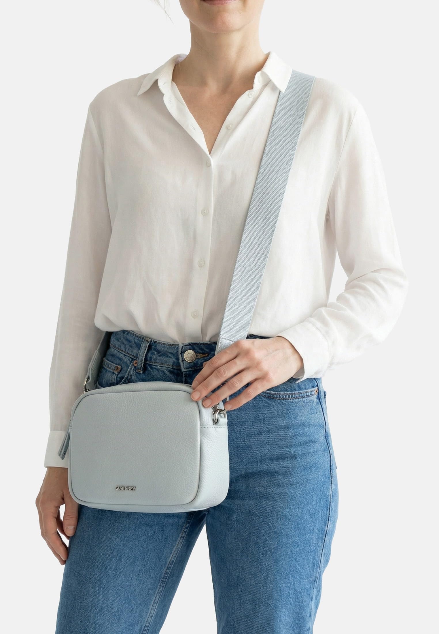 SURI FREY Jenny Crossbody Bag Umhängetasche hellblau