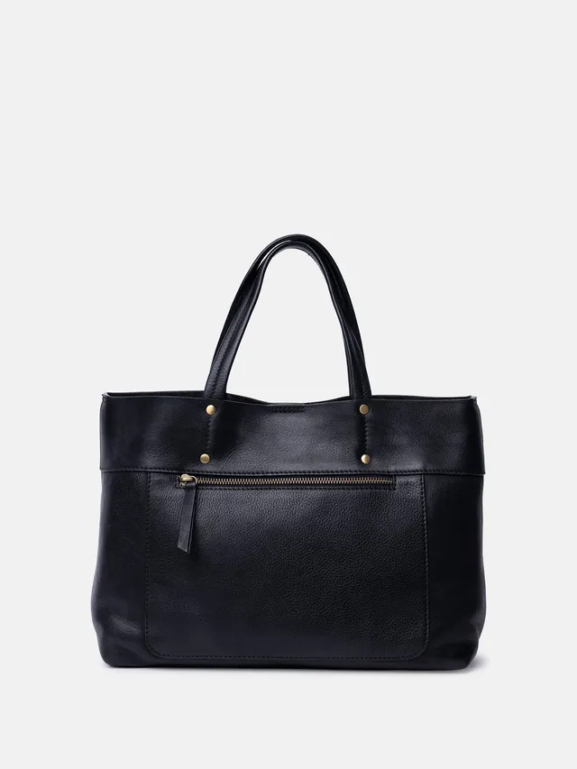 RE:DESIGNED Sofie Small Schultertasche Schwarz Vollleder
