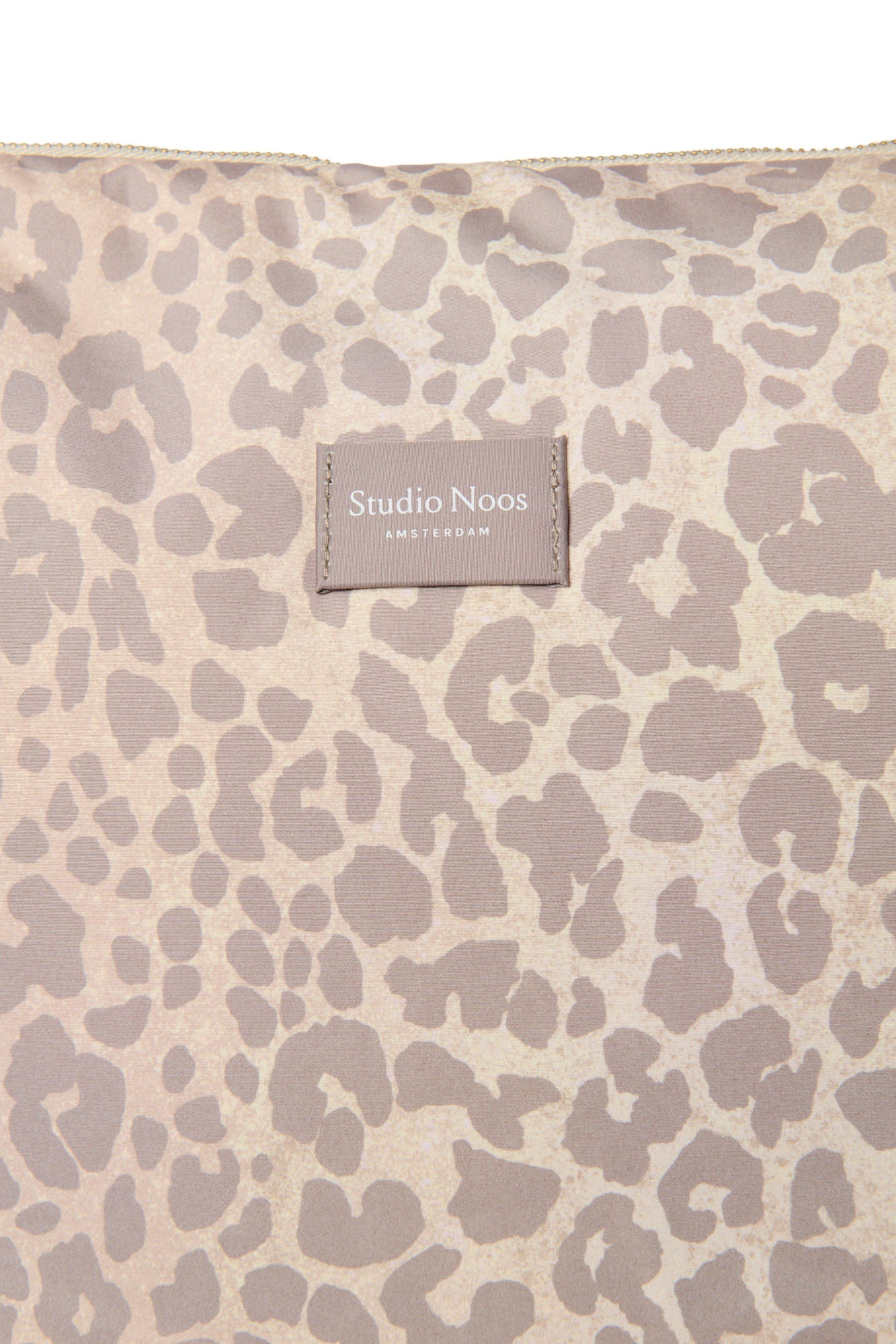 Studio Noos Puffy Diaper Bag Wickeltasche Beige Leopard Wickeln