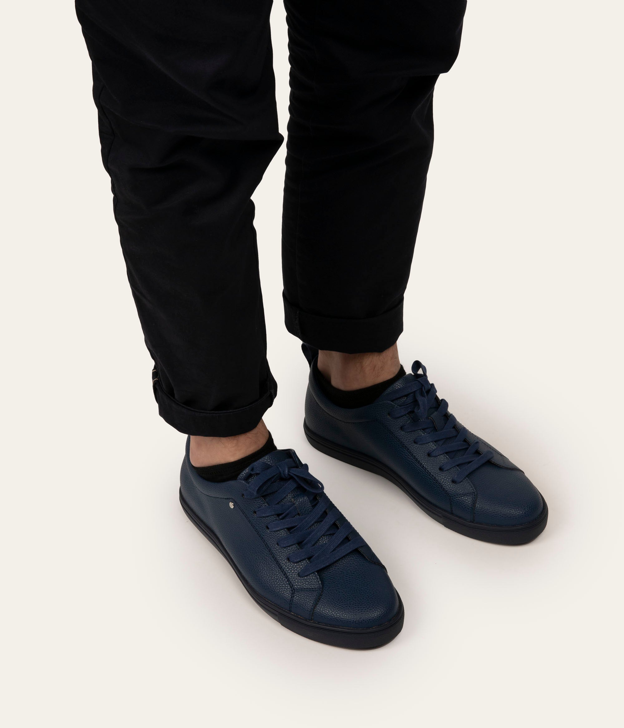 Matt & Nat Yuvi Sneaker Weiss vegan Gr. 43