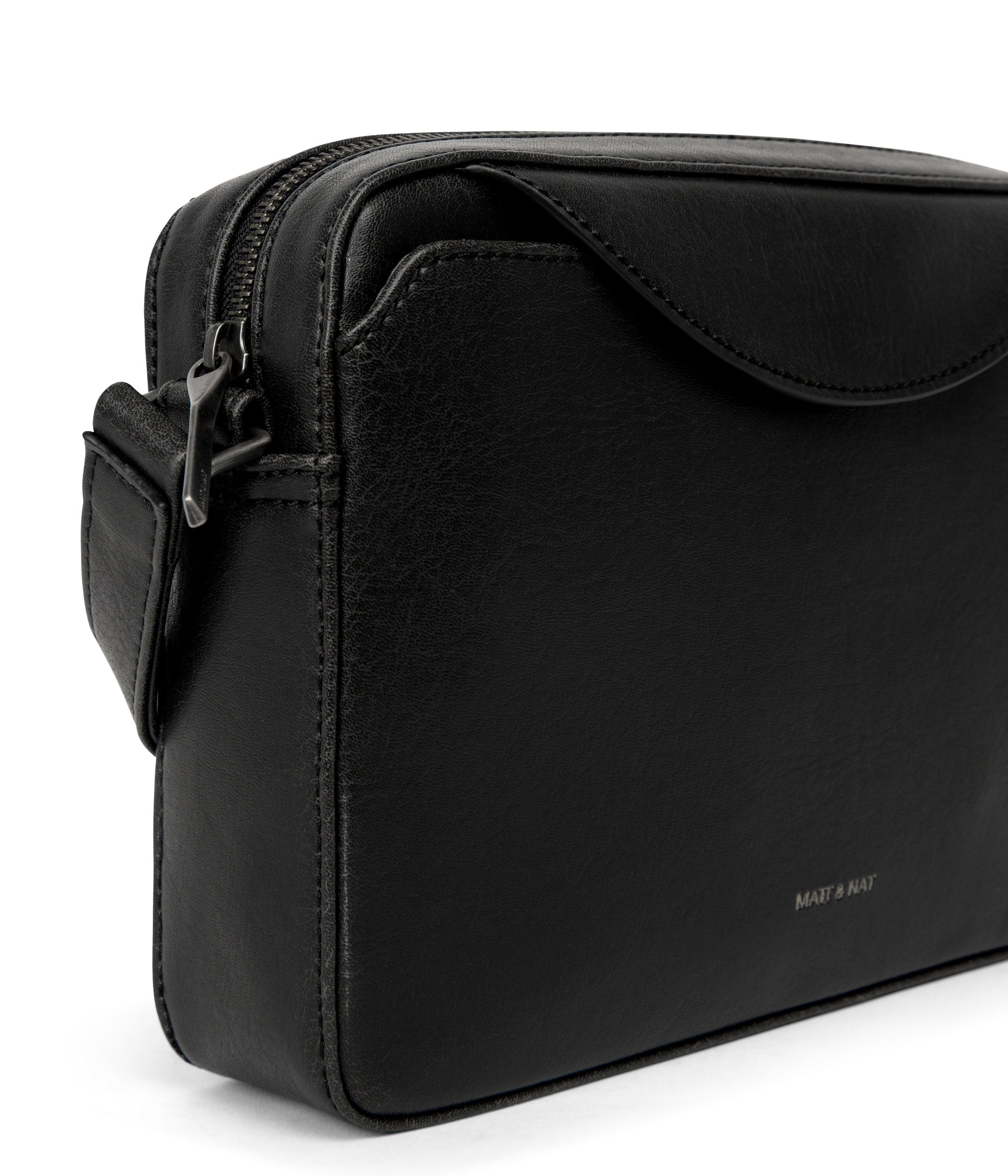 Matt & Nat Bridge Crossbody Tasche schwarz vegane Tasche