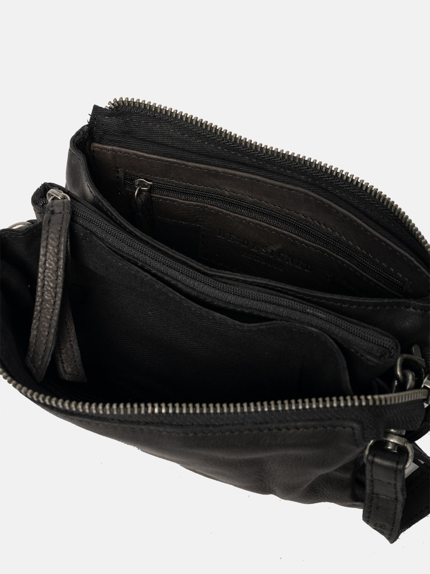 RE:DESIGNED Claire Soft Umhängetasche Schwarz Vollleder