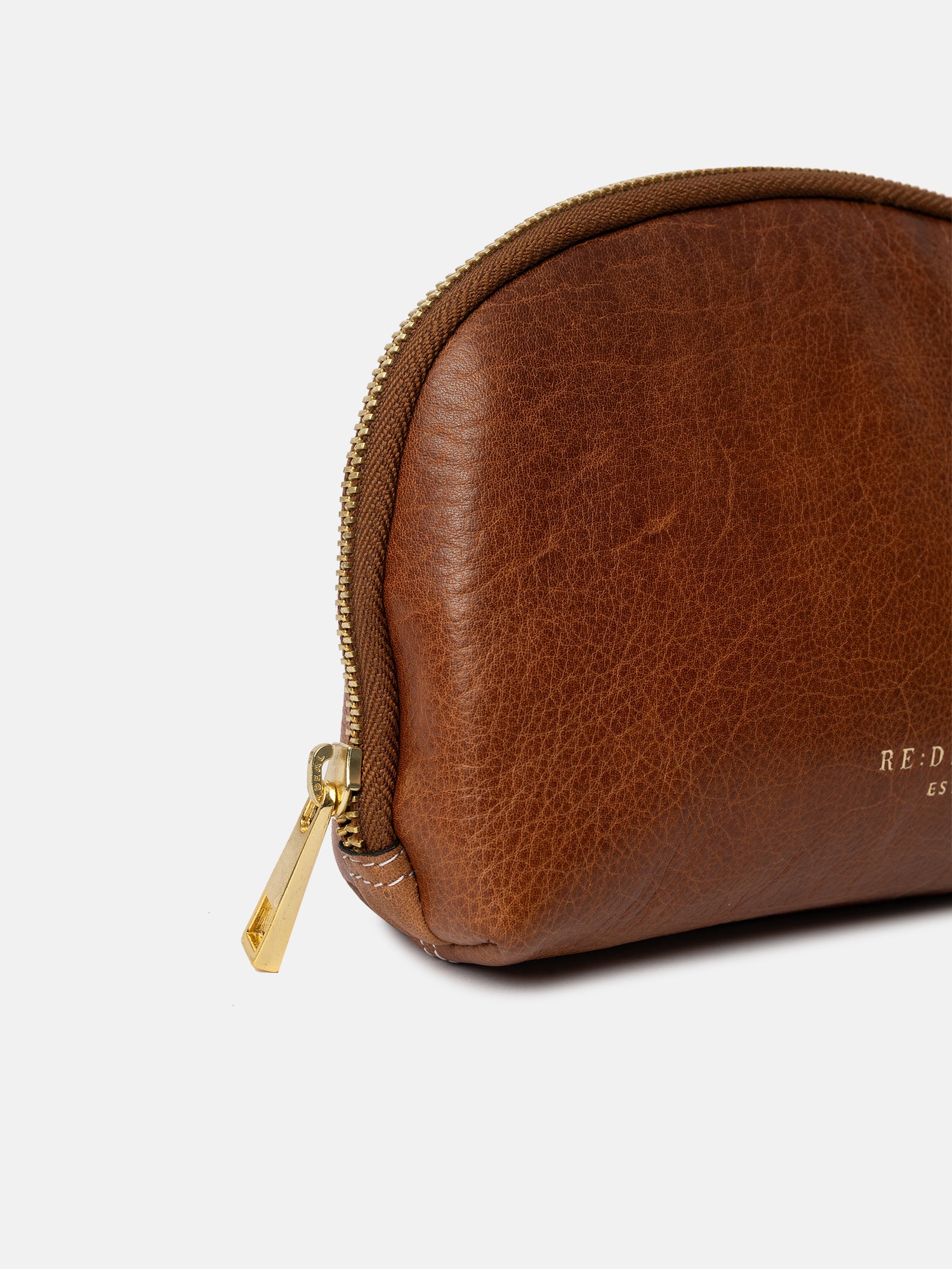 RE:DESIGNED Hoshi Kosmetiktasche Walnuss Vollleder
