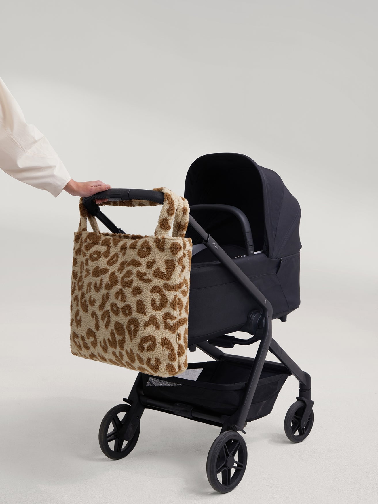 Studio Noos Teddy Mom Bag Wickeltasche Leopard