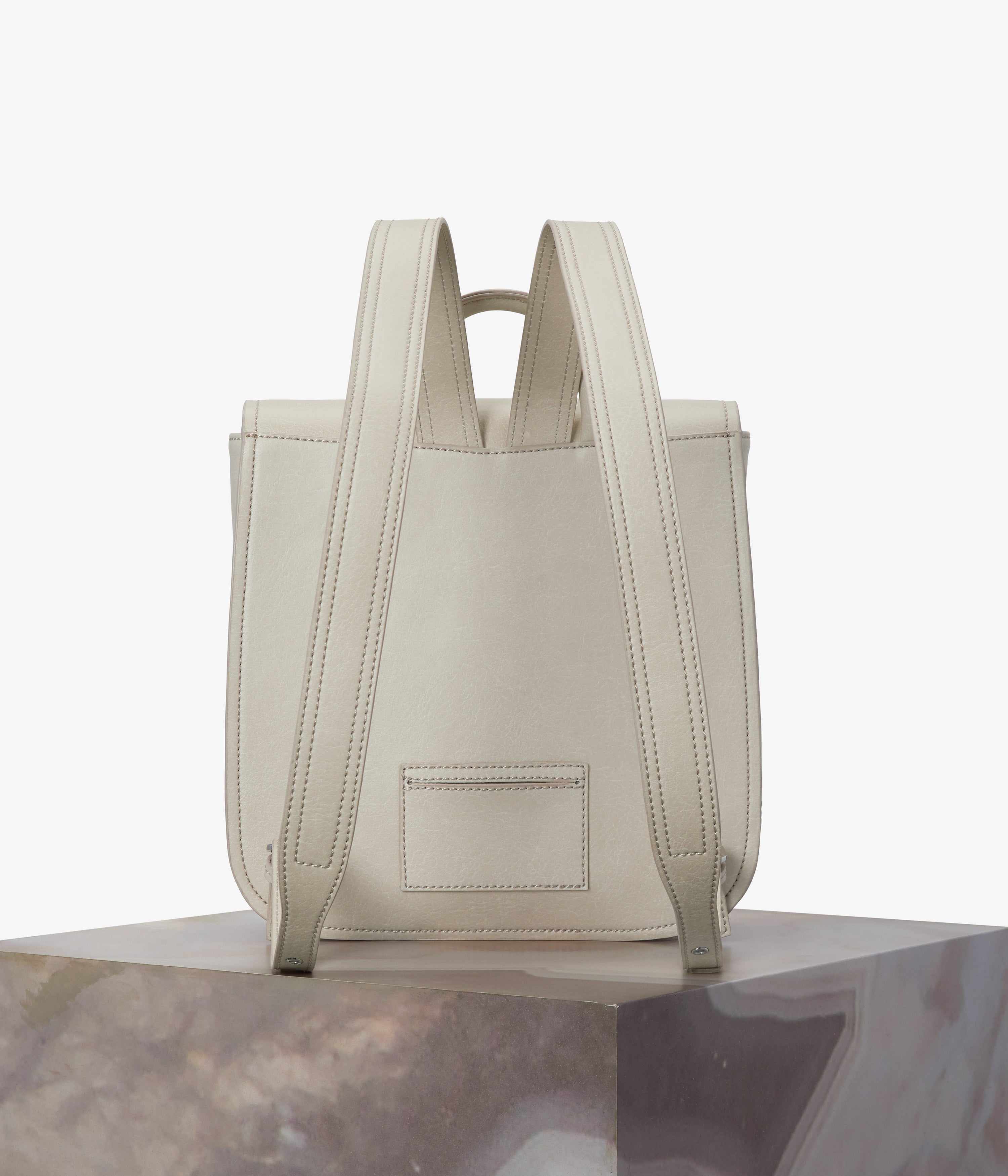 Matt & Nat Vintage Brooke Rucksack Schwarz vegan