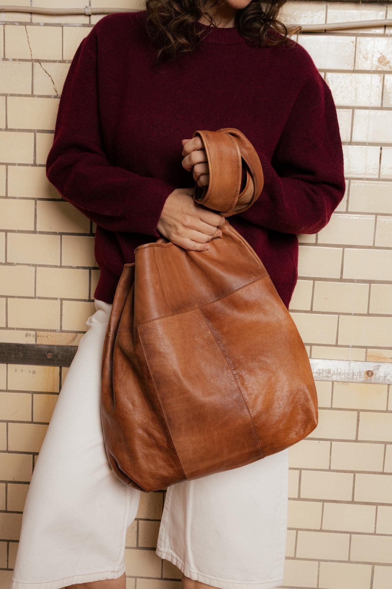 RE:DESIGNED Lyra Urban Shopper Walnut Vollleder