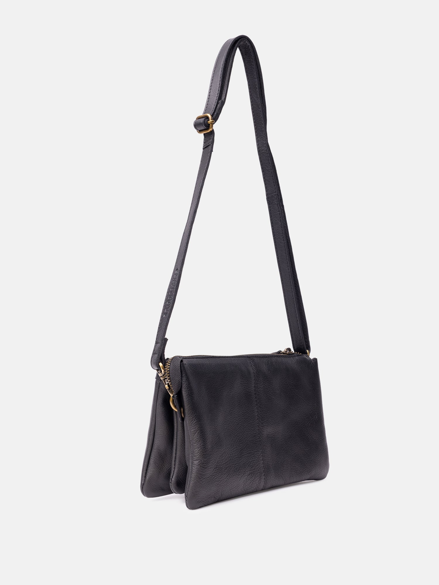RE:DESIGNED Ola Clutch Schwarz Vollleder