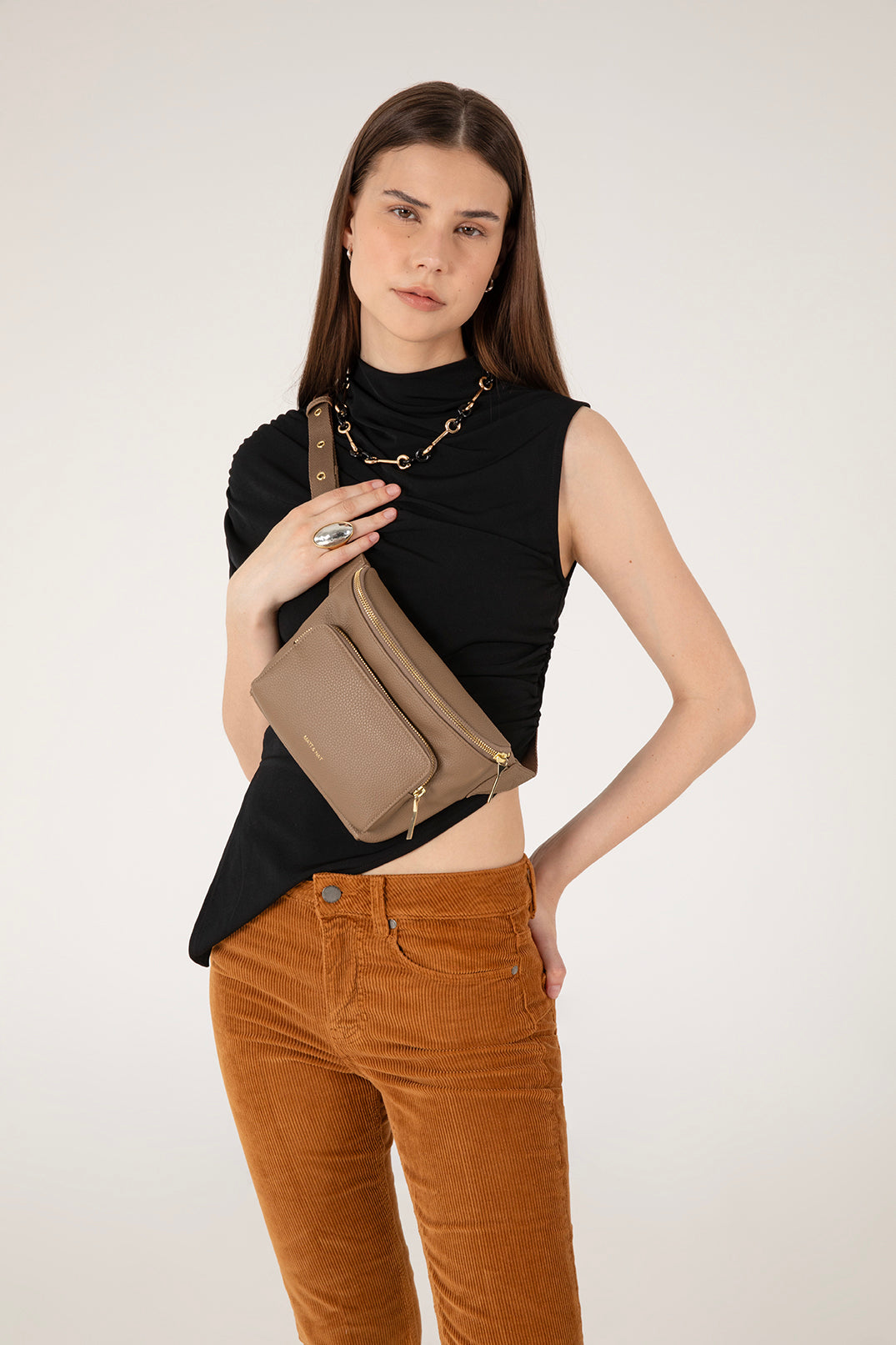 Matt & Nat Grain Kora Gürteltasche Schwarz vegan