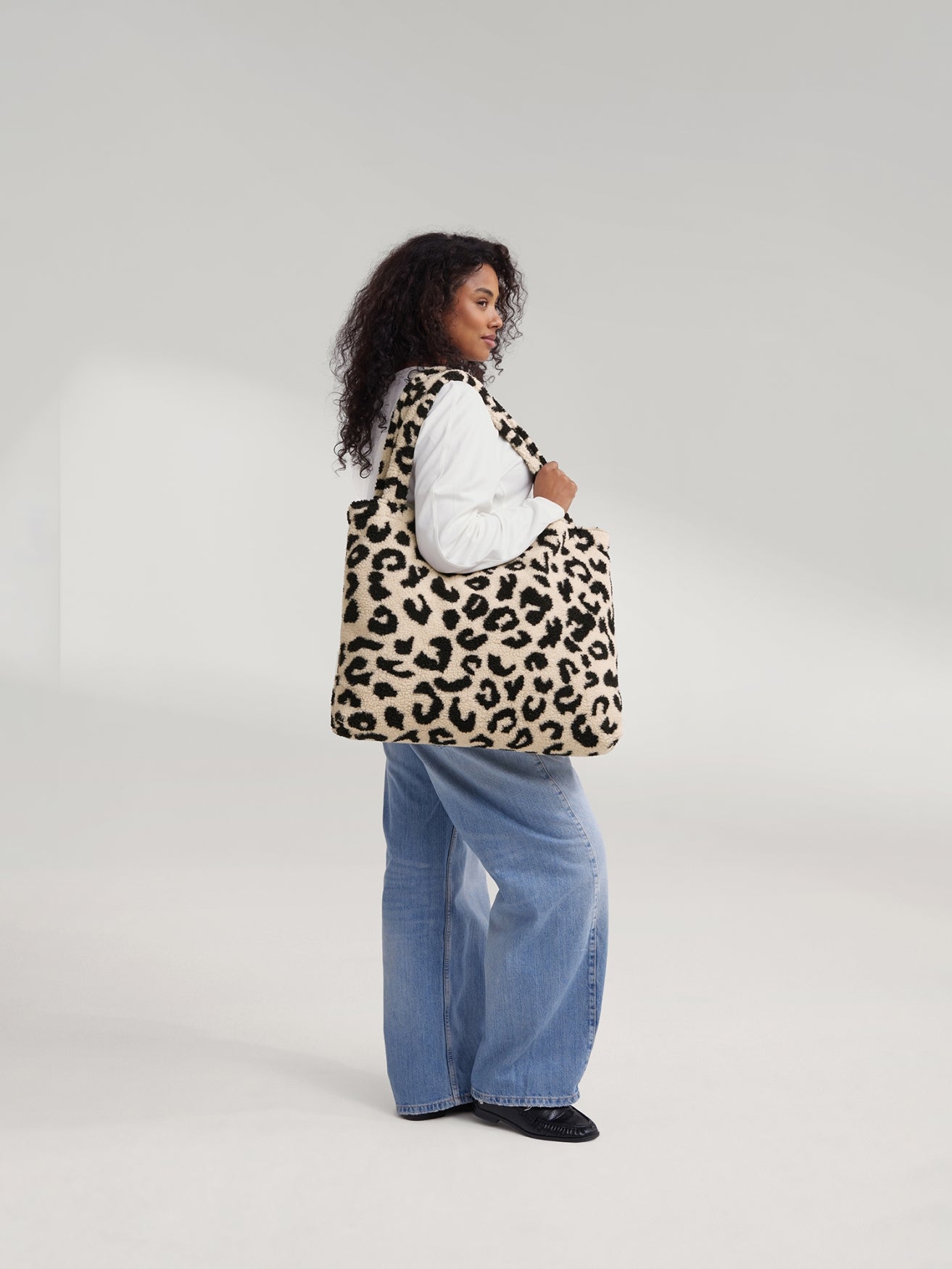 Studio Noos Teddy Mom Bag Tasche Holy Cow Plüsch
