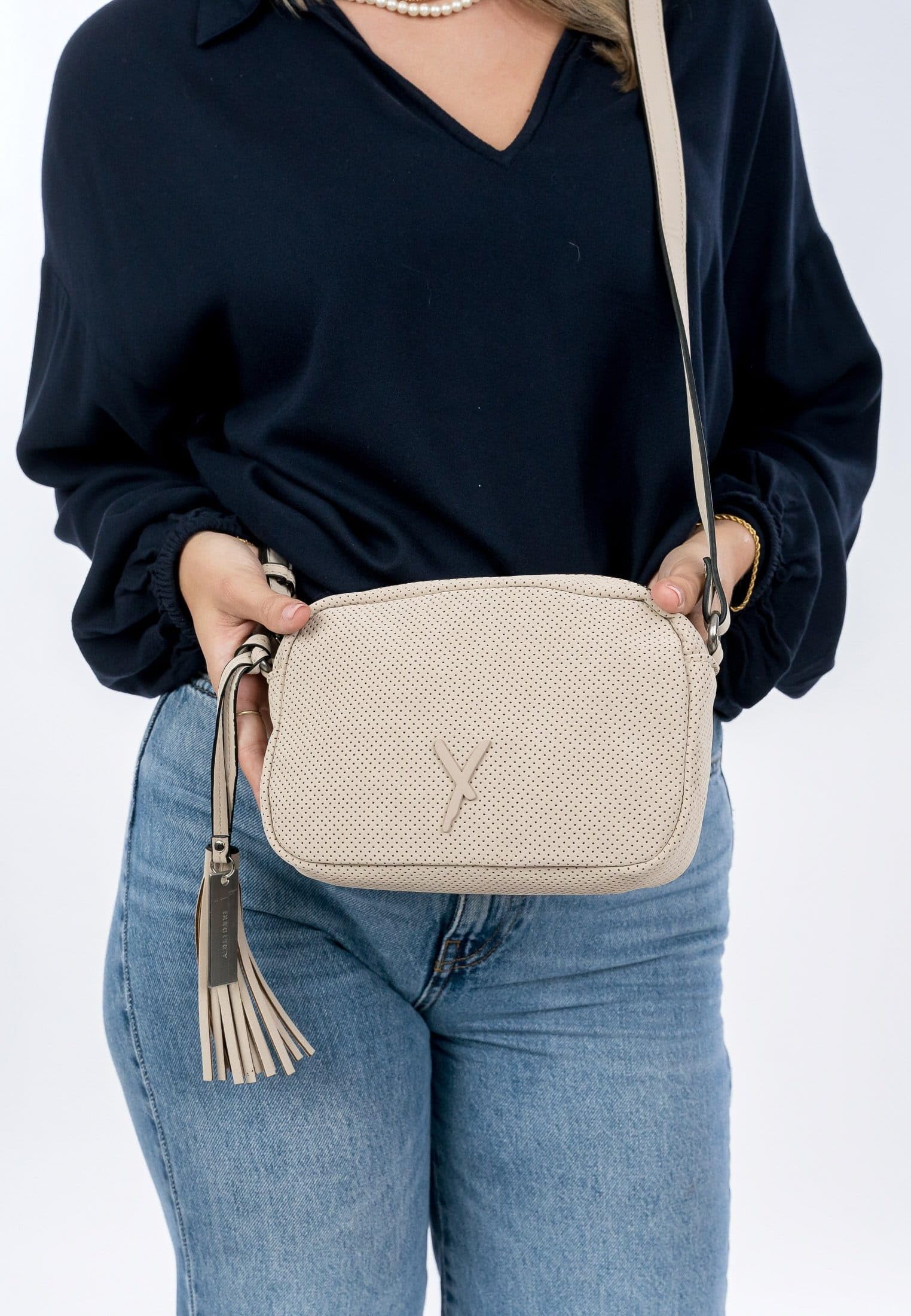 SURI FREY SFY Romy Umhängetasche Cream Zipper
