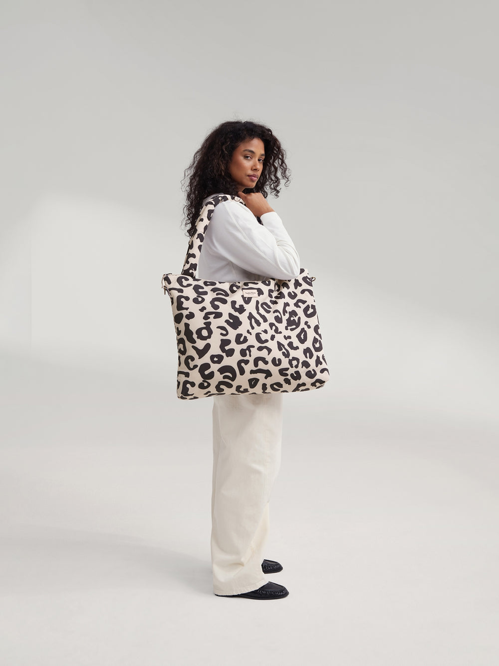 Studio Noos Puffy Wickeltasche Holy Cow