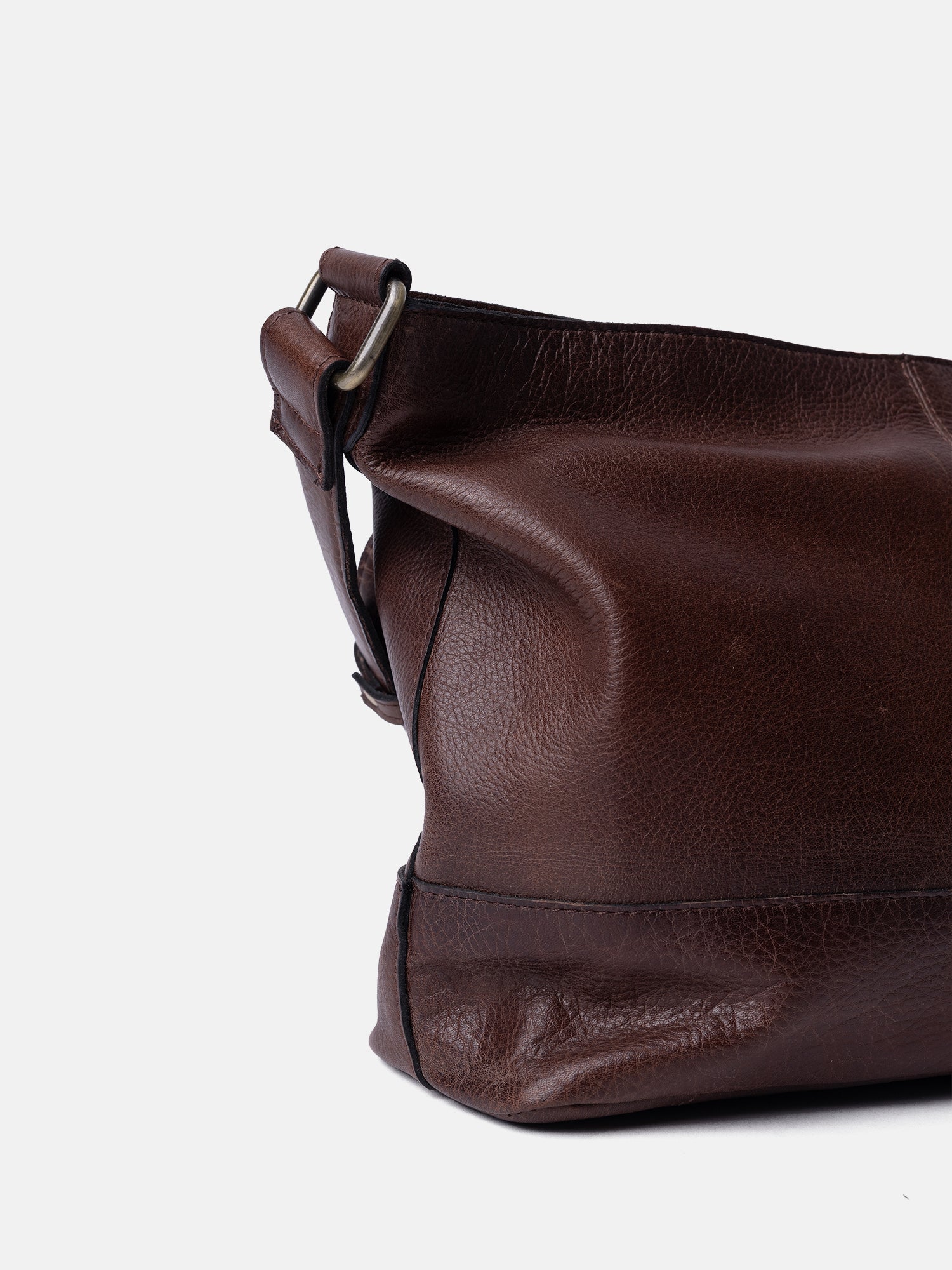 RE:DESIGNED Svea Small 6685 Umhängetasche Woodsmoke