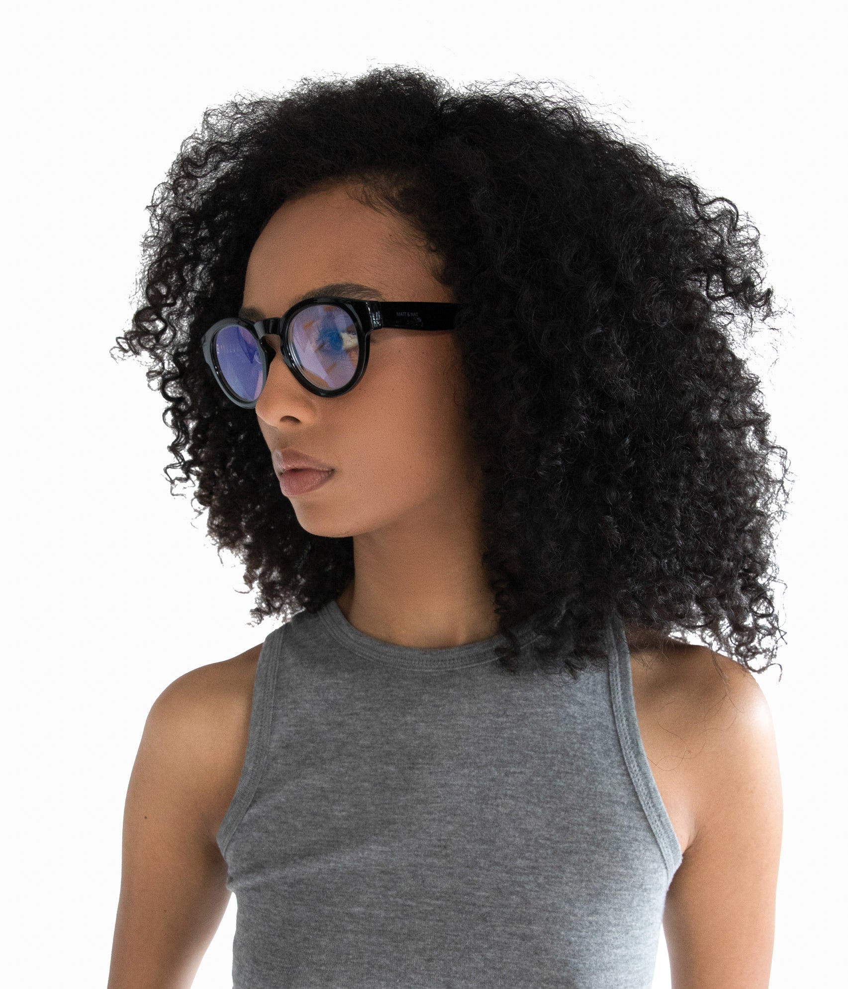 Matt & Nat Yan-3 Lesebrille Rund Schwarz 2,0