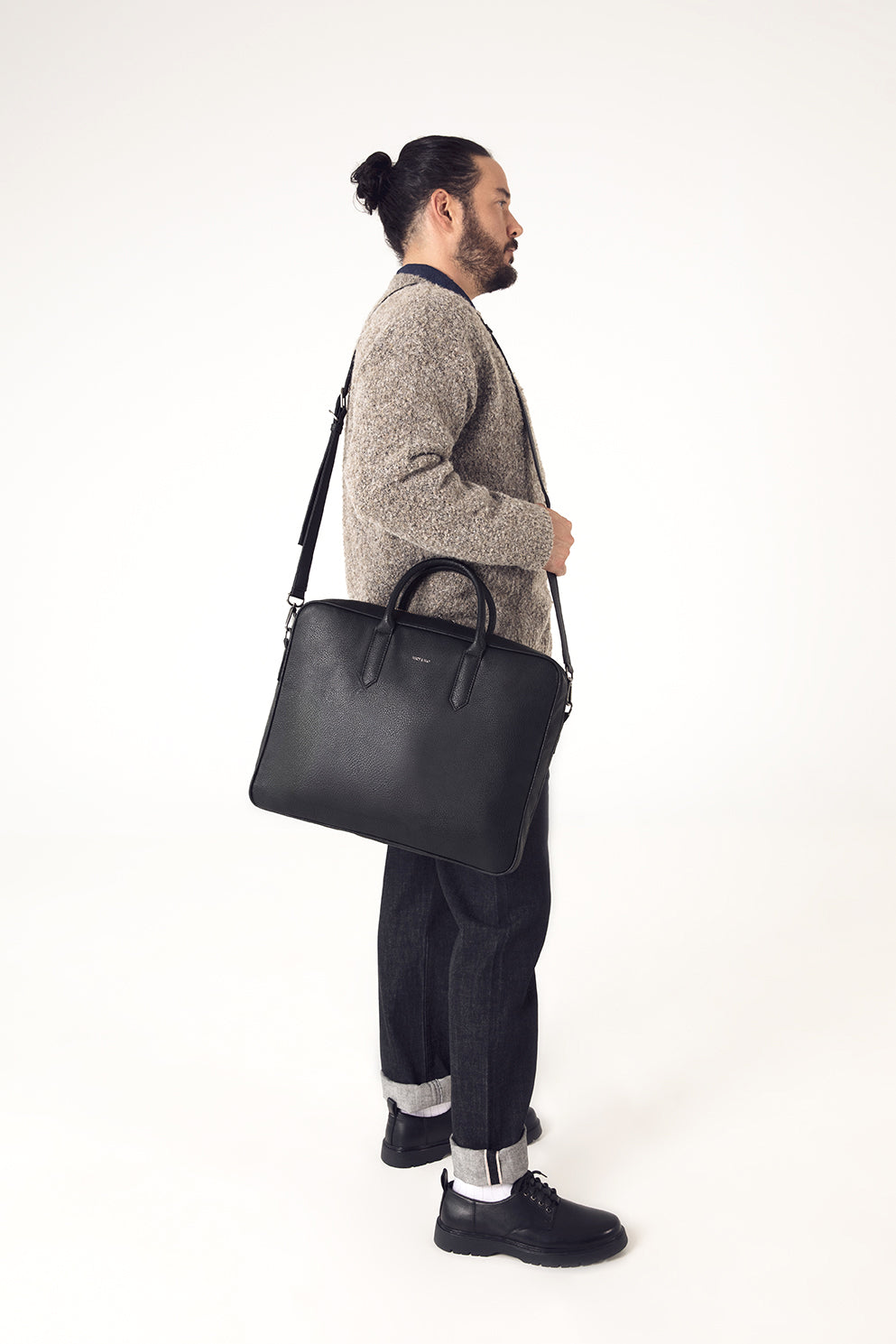 Matt & Nat ELON Grain Aktentasche schwarz vegan