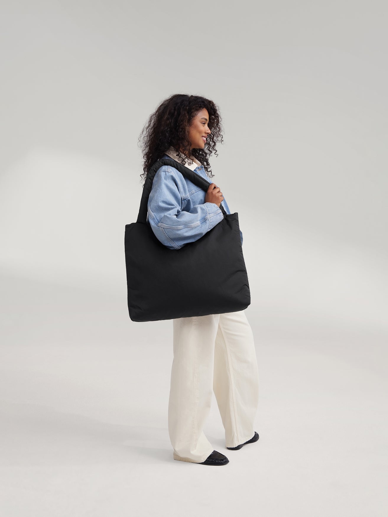 Studio Noos Puffy Mom Bag Shopper Schwarz Wattiert