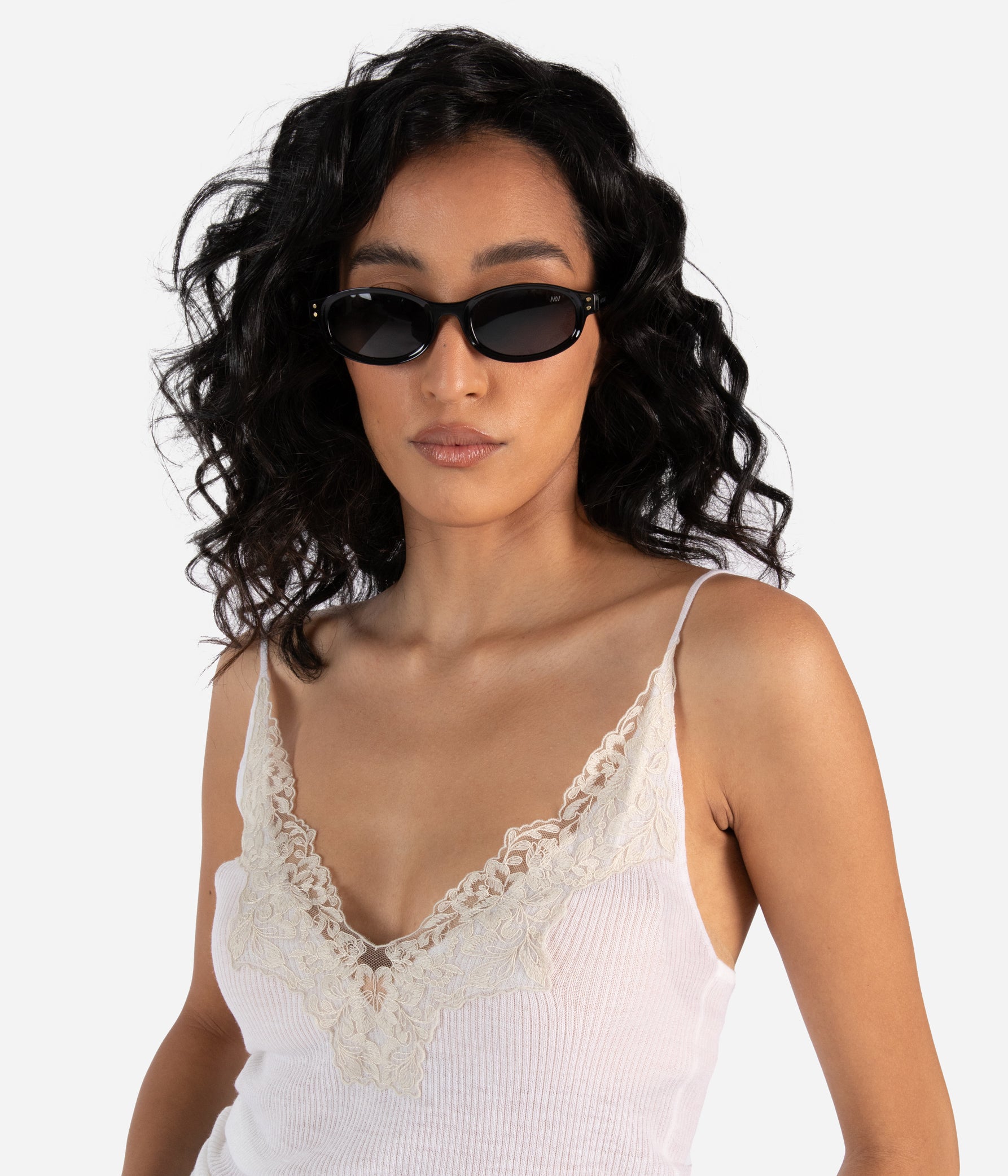 Matt & Nat Ake ovale Sonnenbrille recycelt polarisiert