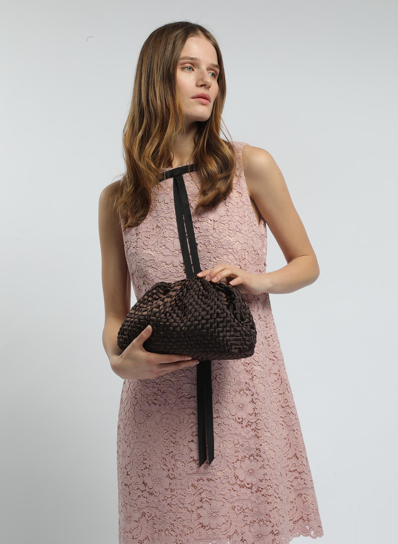Maria la Rosa Game Bag Clutch Dunkelbraun Geflochten