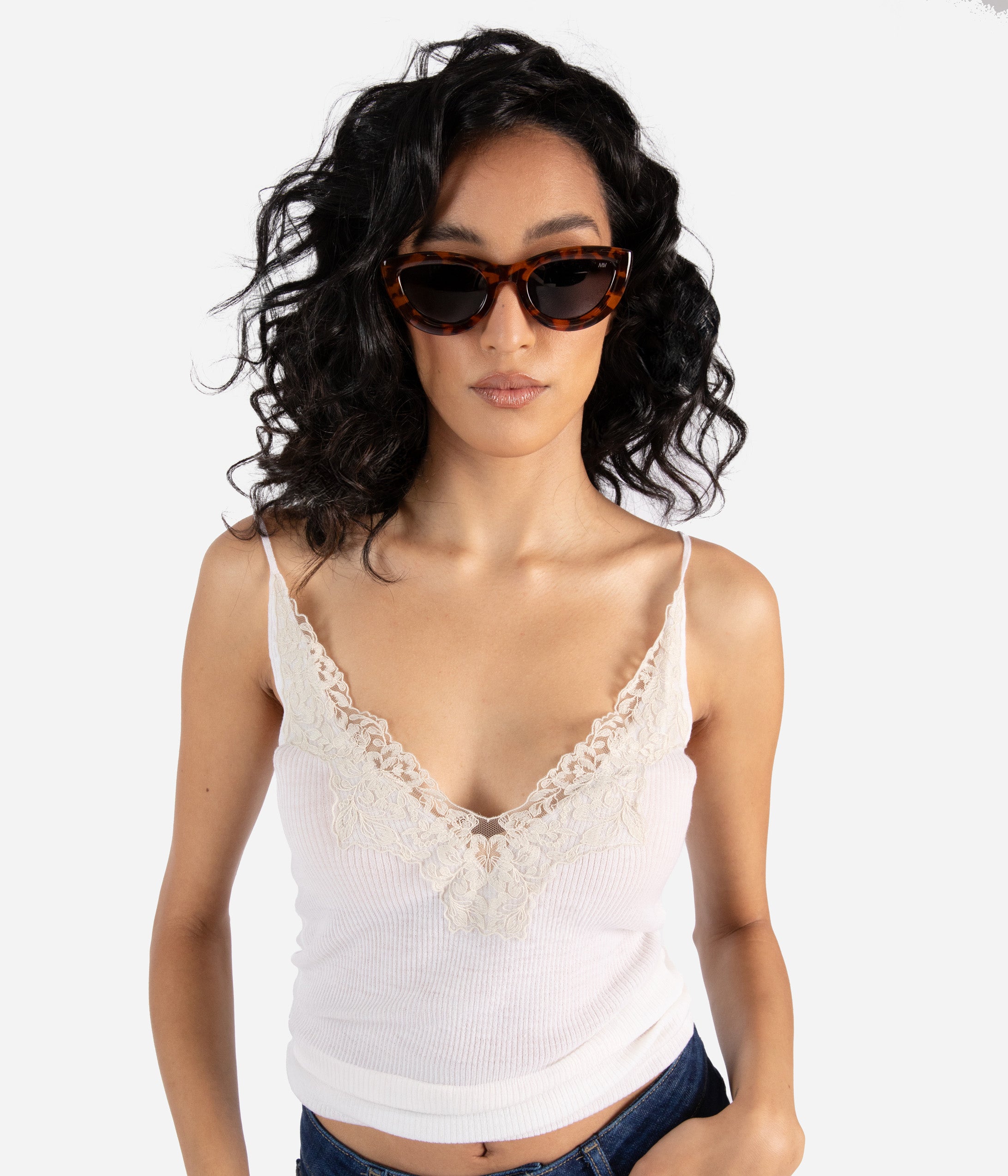 Matt & Nat Bella Cat-Eye Sonnenbrille Schwarz polarisiert