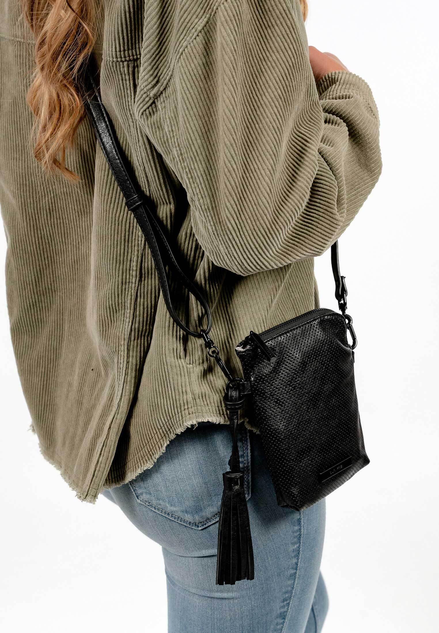 SURI FREY Celly Smartphonebag Handytasche Black perforiert