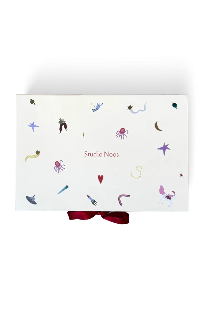 Studio Noos Fantasy Geschenkbox M Beige Icons