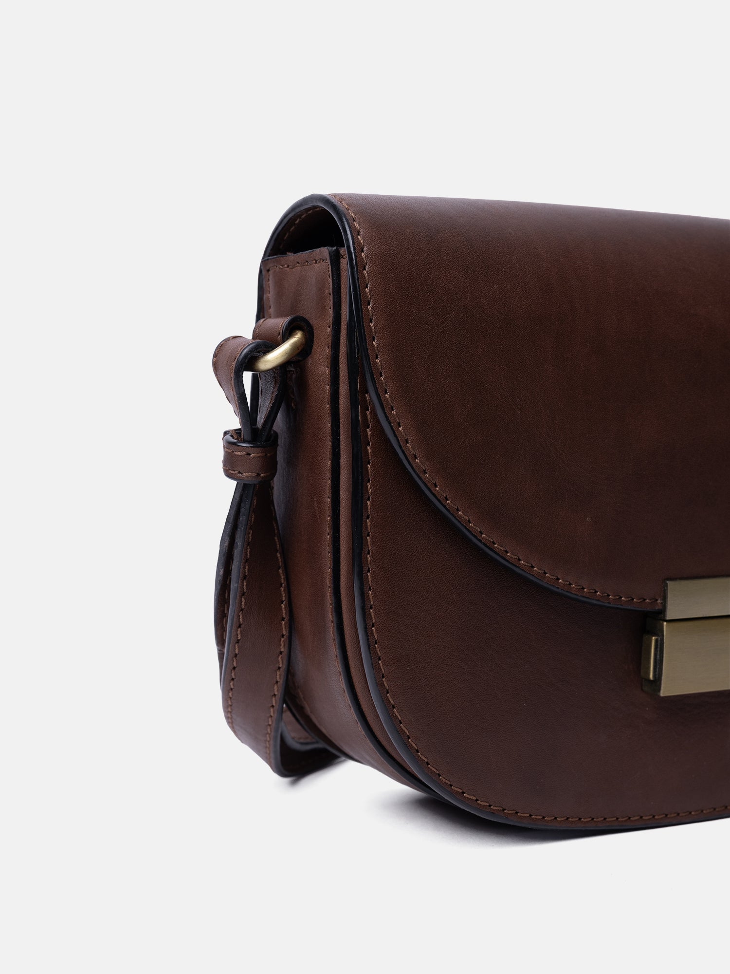 RE:DESIGNED Sivja 6673 Umhängetasche Braun Leder