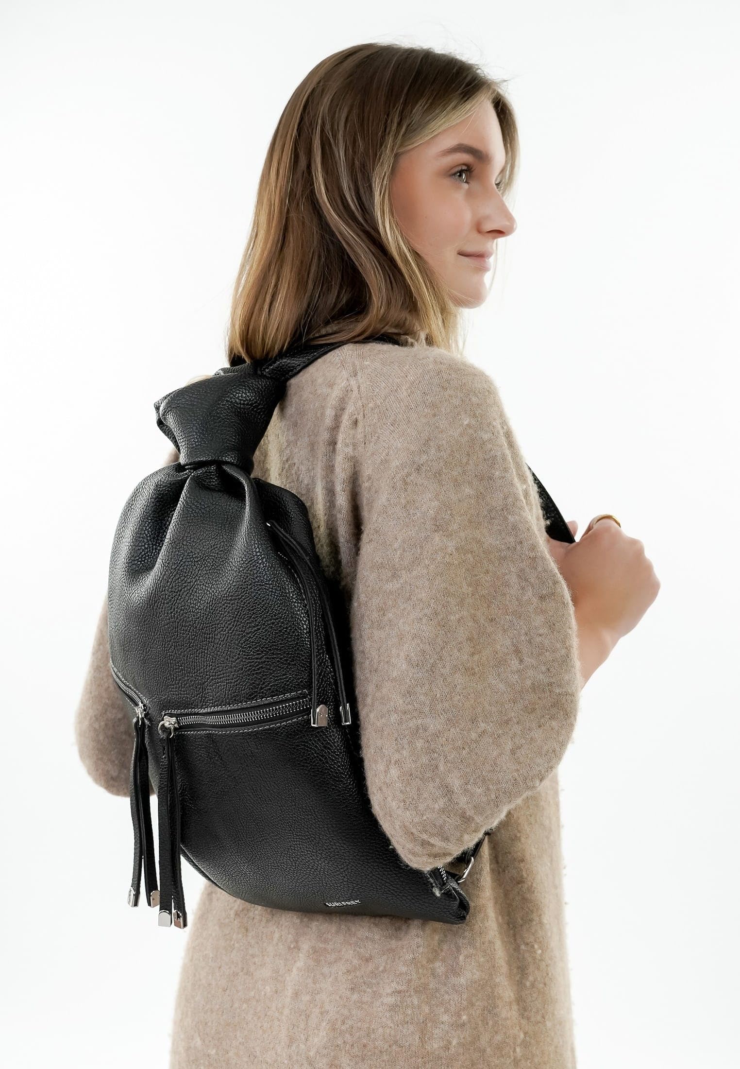 SURI FREY Freddy Backpack Rucksack Schwarz flach